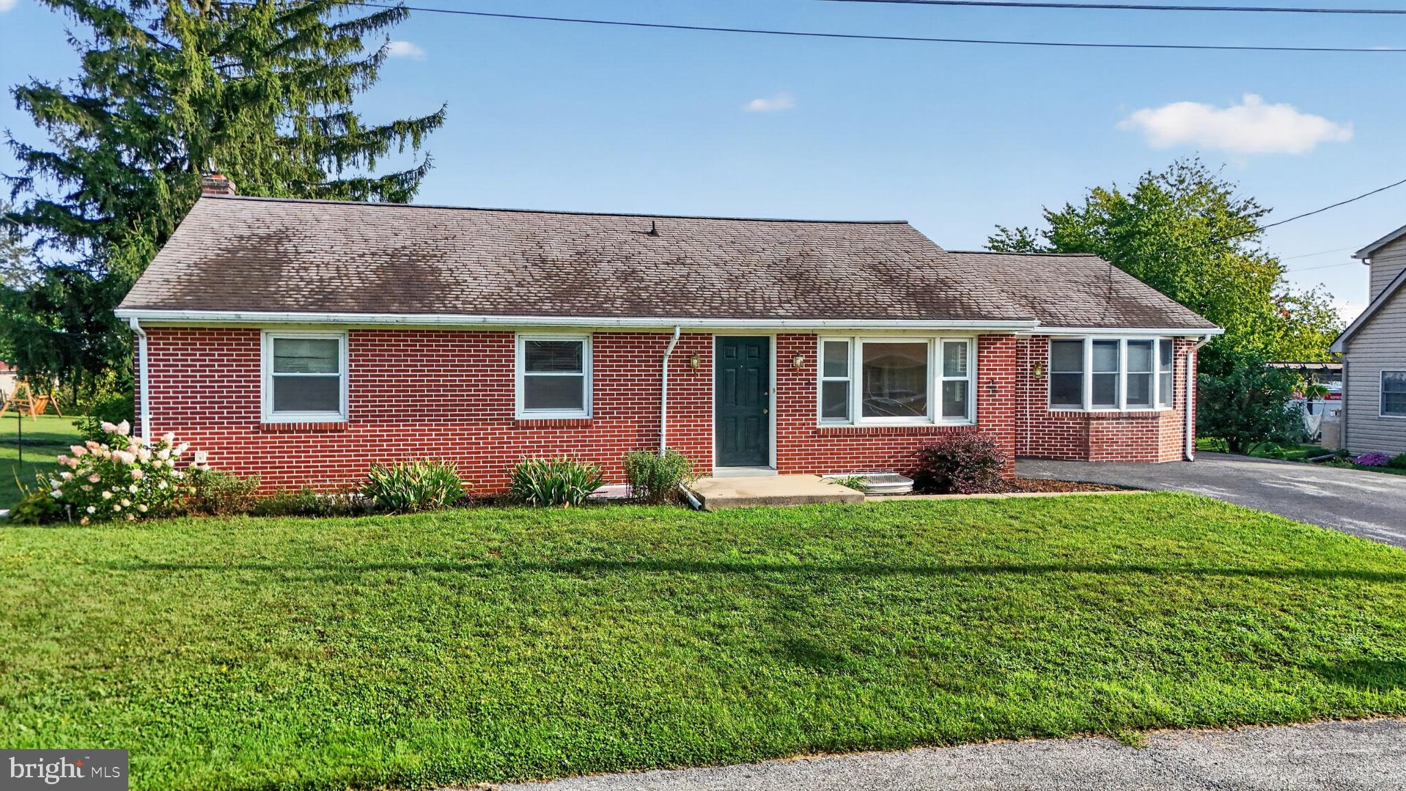 3619 Rose Ave, Gordonville, PA 17529 photo