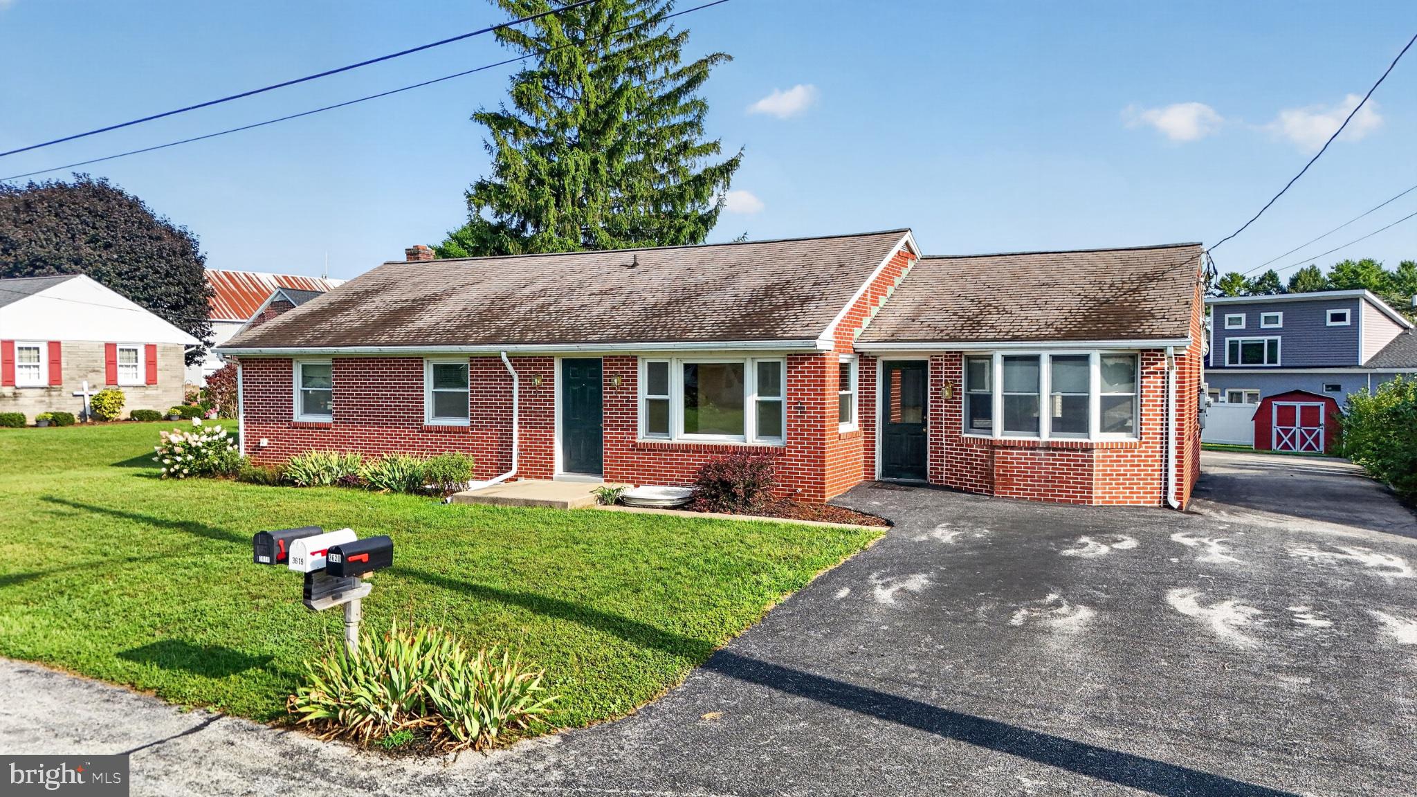 3619 Rose Ave, Gordonville, PA 17529 photo