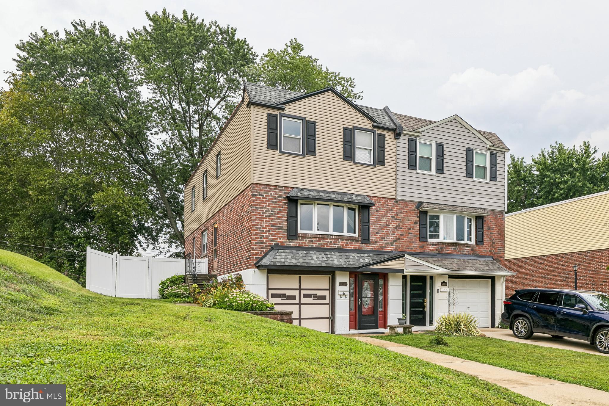 14005 Faraday St, Philadelphia, PA 19116
