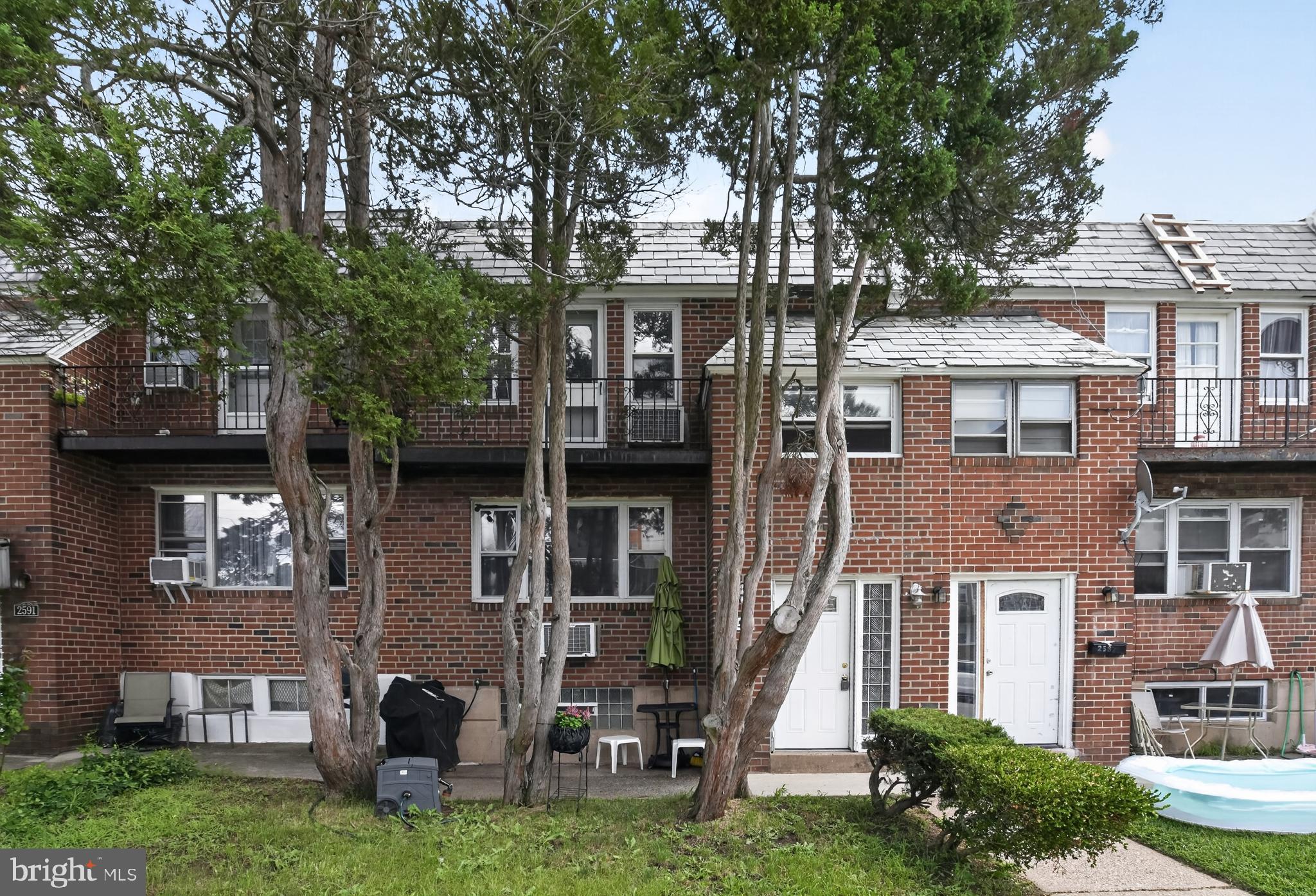 2589 Balwynne Park Rd, Philadelphia, PA 19131 photo