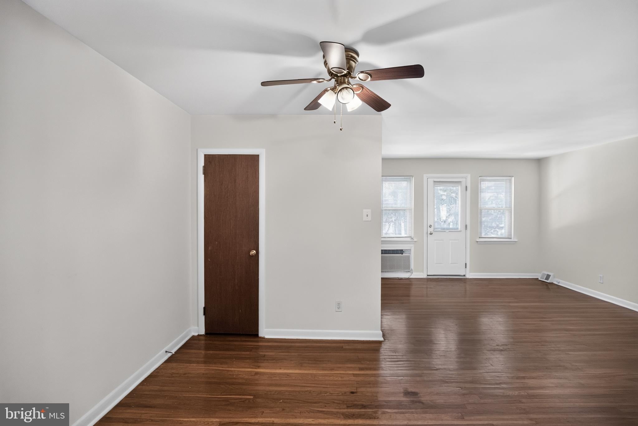 2589 Balwynne Park Rd, Philadelphia, PA 19131 photo