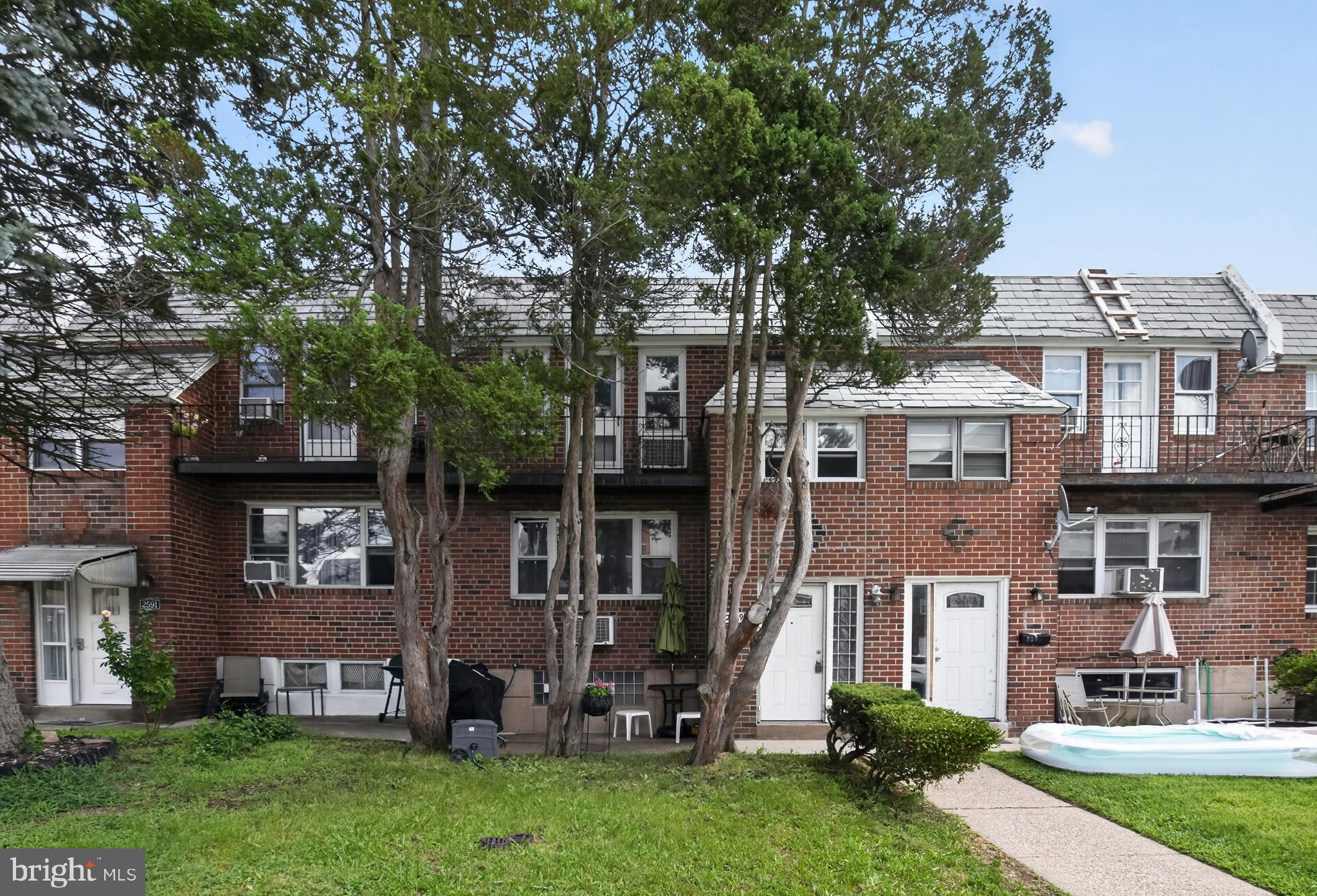 2589 Balwynne Park Rd, Philadelphia, PA 19131 photo