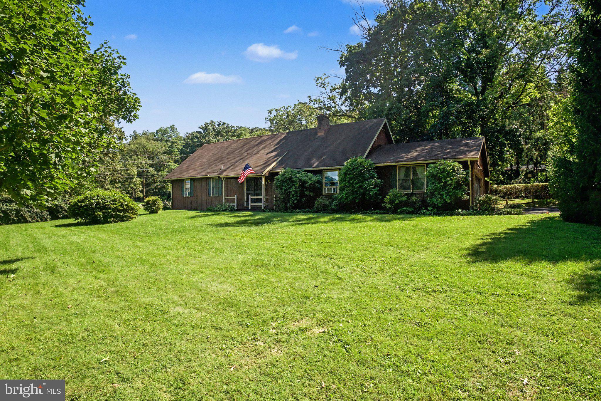 76 Buch Ave, Lancaster, PA 17601