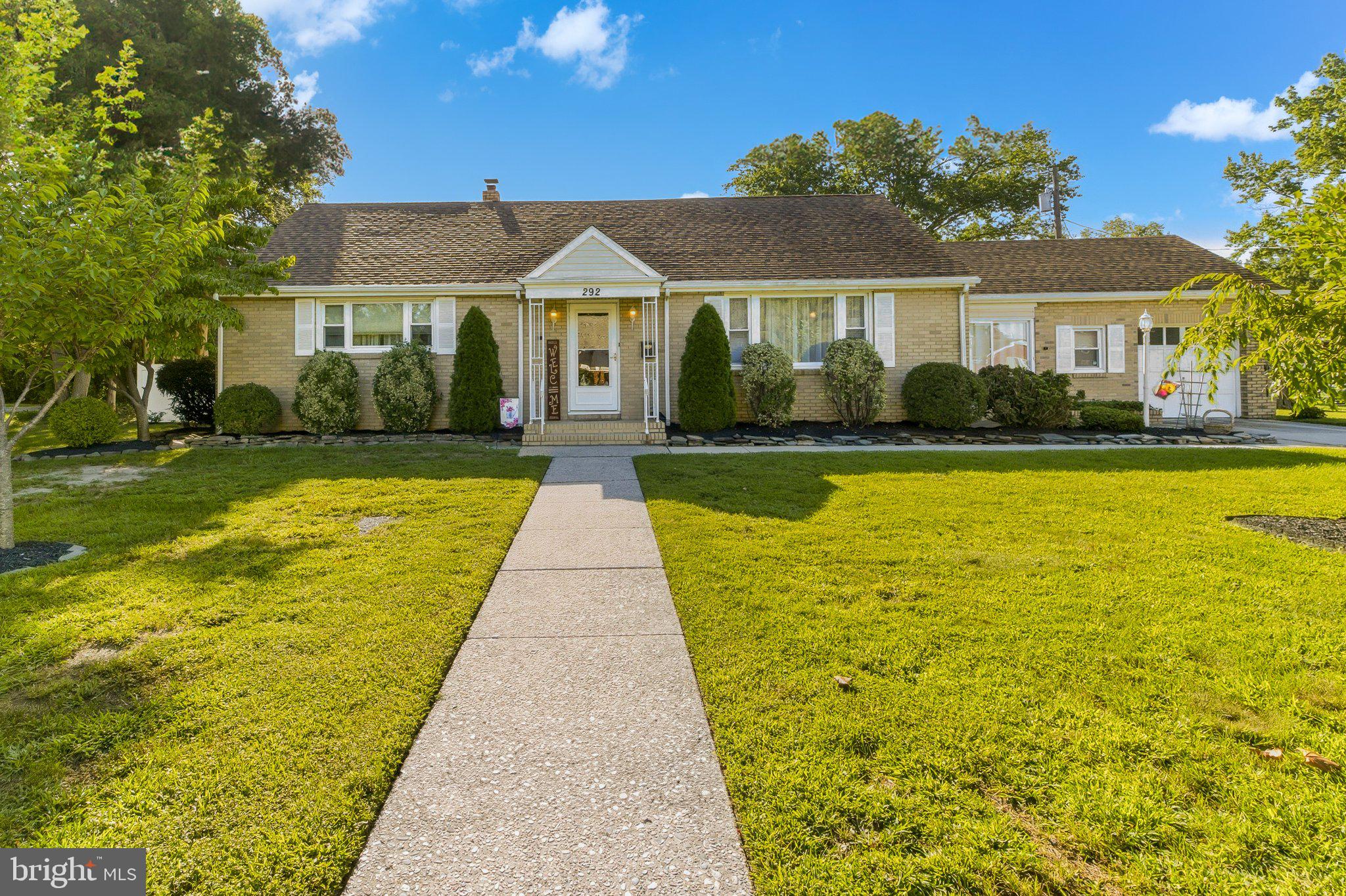 292 Hamilton Ave, Pennsville, NJ 08070