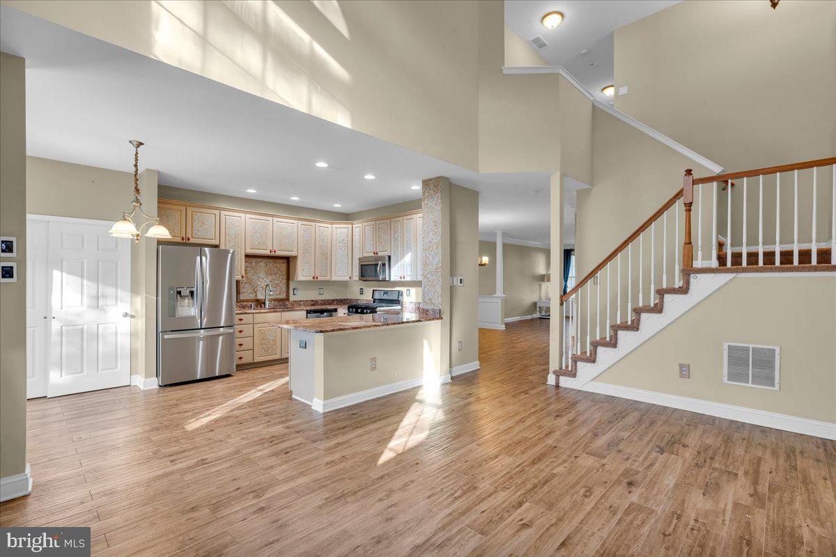59 Weaver Dr, Marlton, NJ 08053 photo