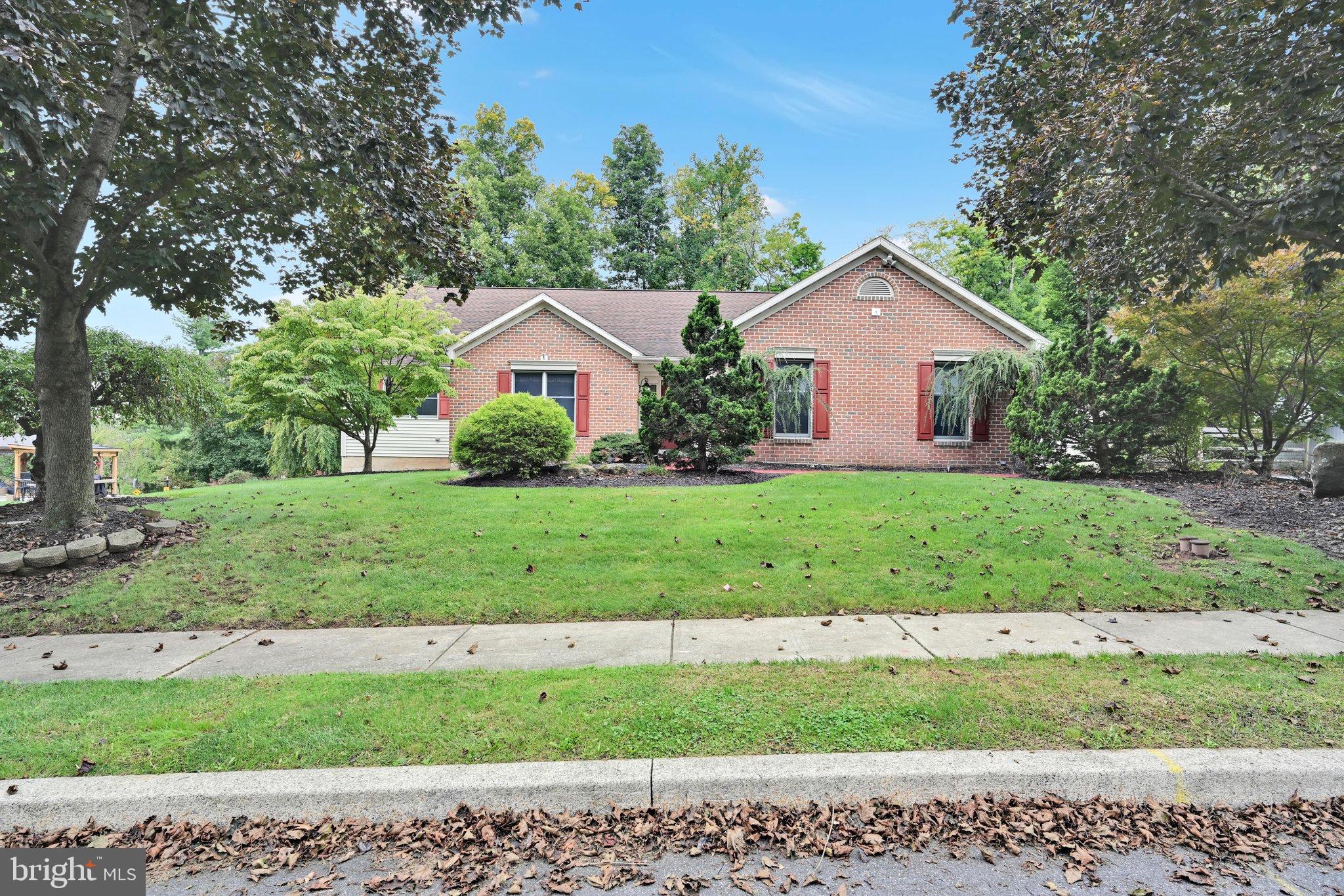 48 Kinsey Hill Dr, Birdsboro, PA 19508 photo