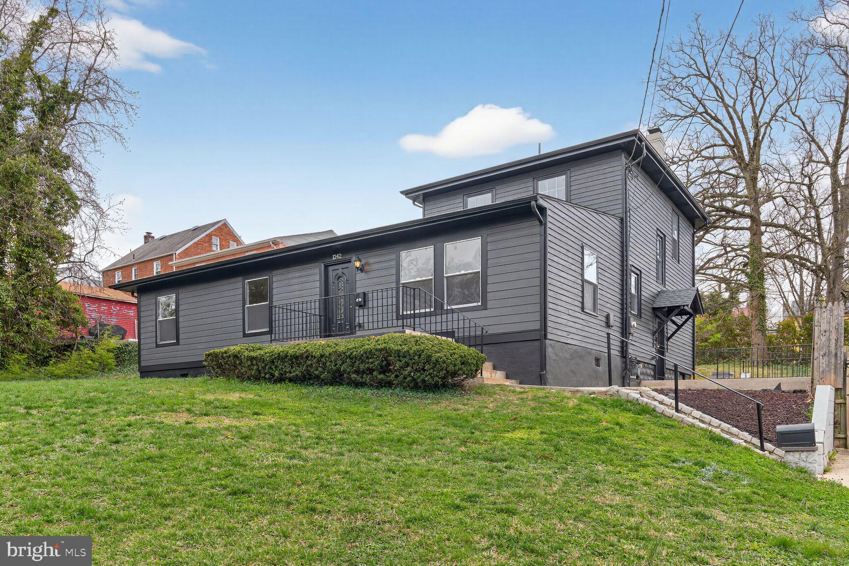 1242 Anacostia Rd, Washington, DC 20019