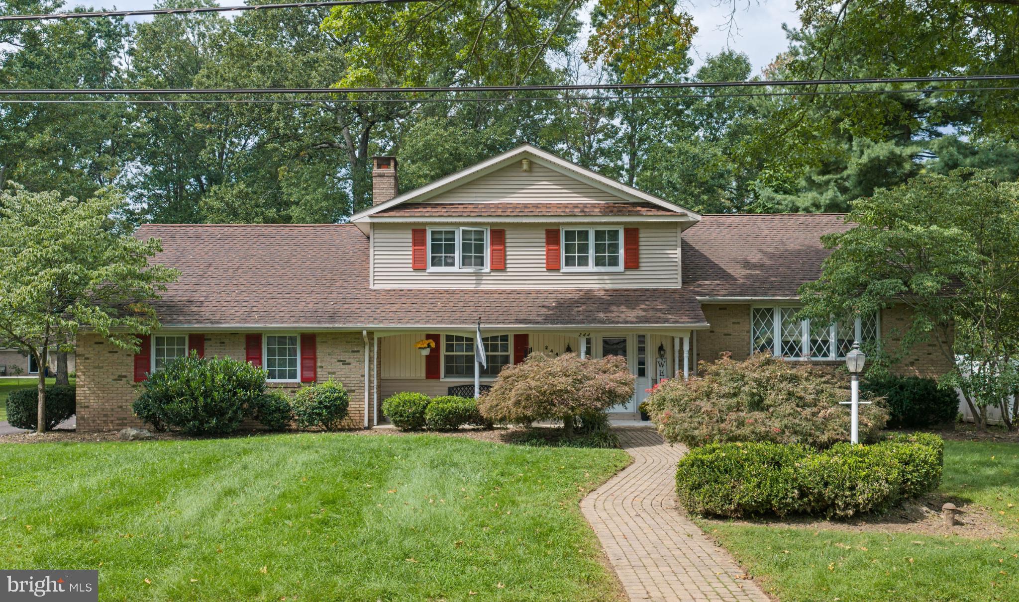 244 4th St, Quakertown, PA 18951