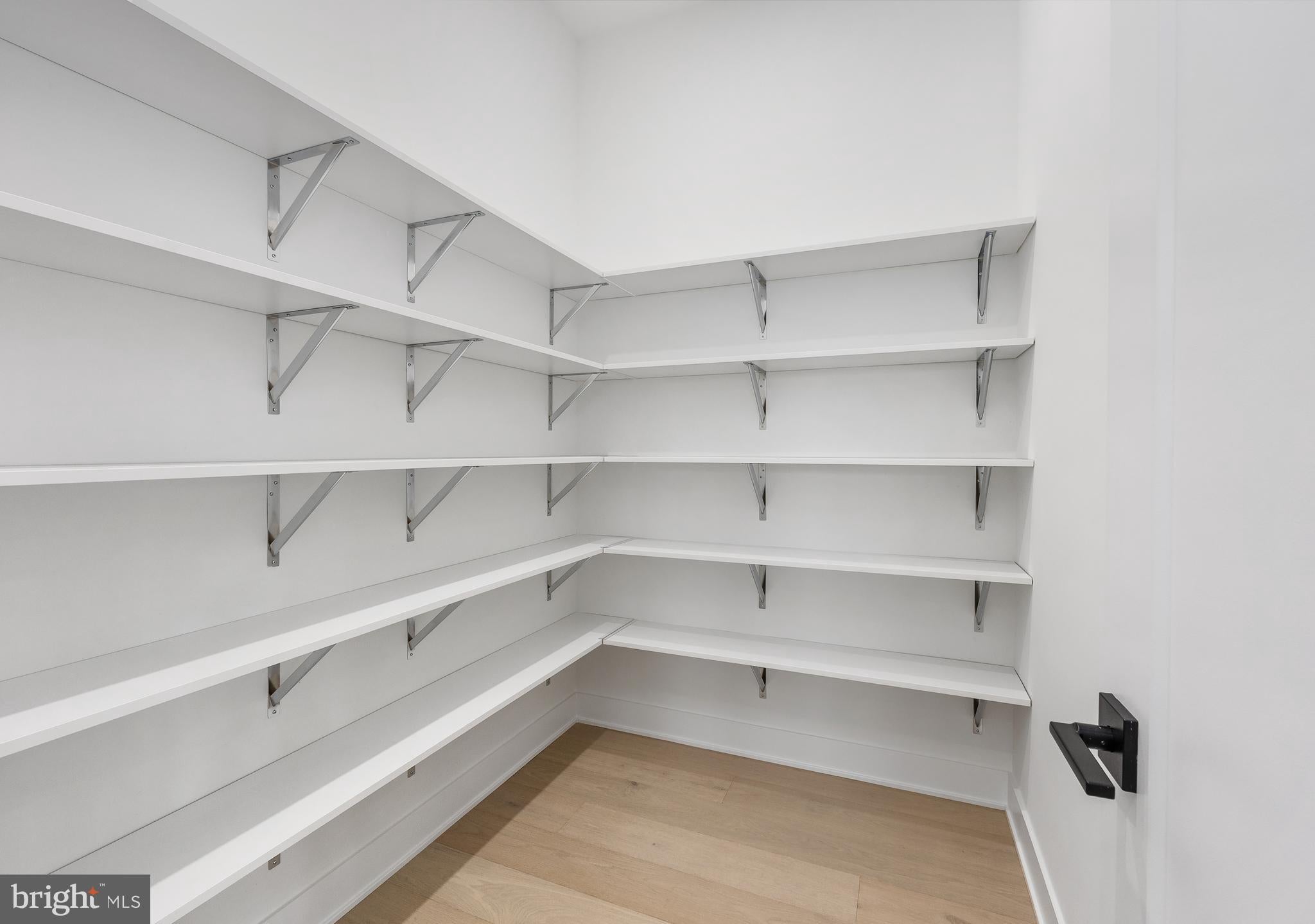 6189 8th Pl, Arlington, VA 22205 photo