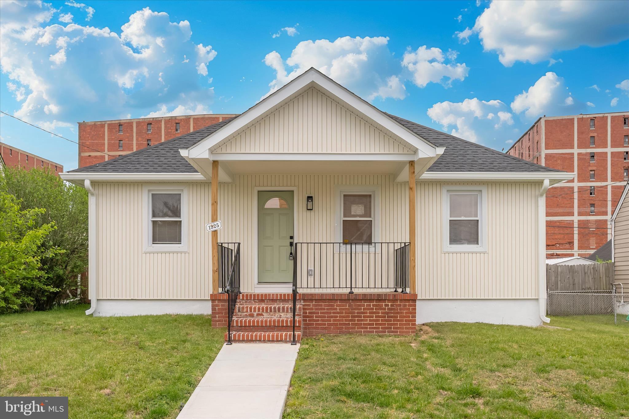 1925 Queensway, Baltimore, MD 21222