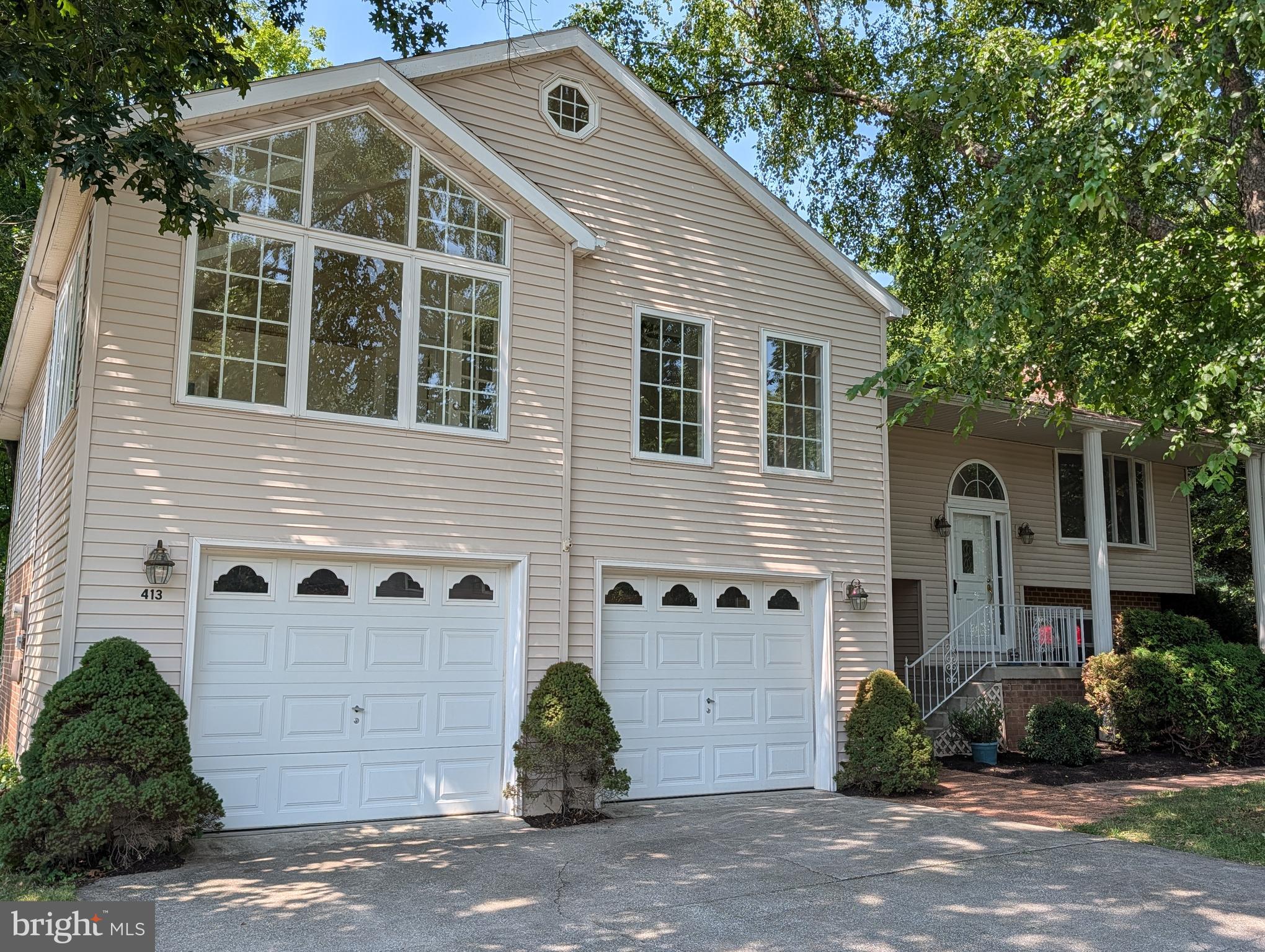 413 Jennifer Dr, New Cumberland, PA 17070 photo