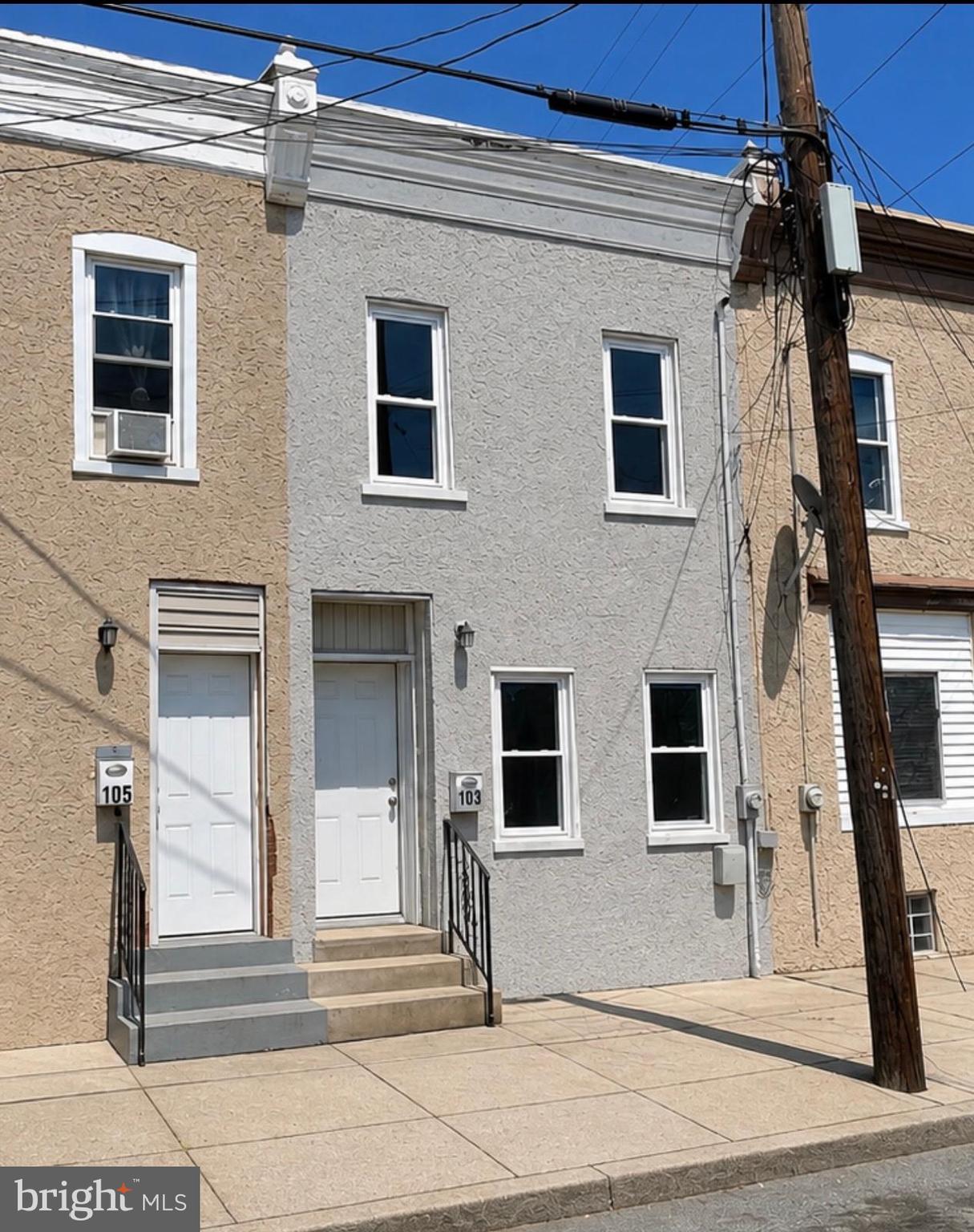 103 Thurlow St, Chester, PA 19013