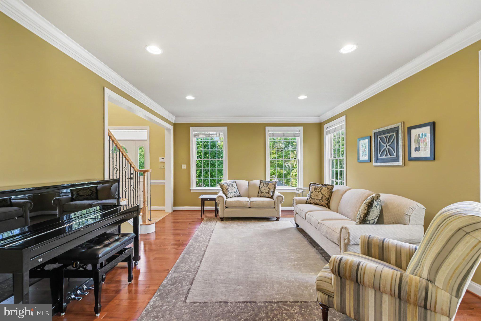 180 Somerset Dr, Blue Bell, PA 19422 photo