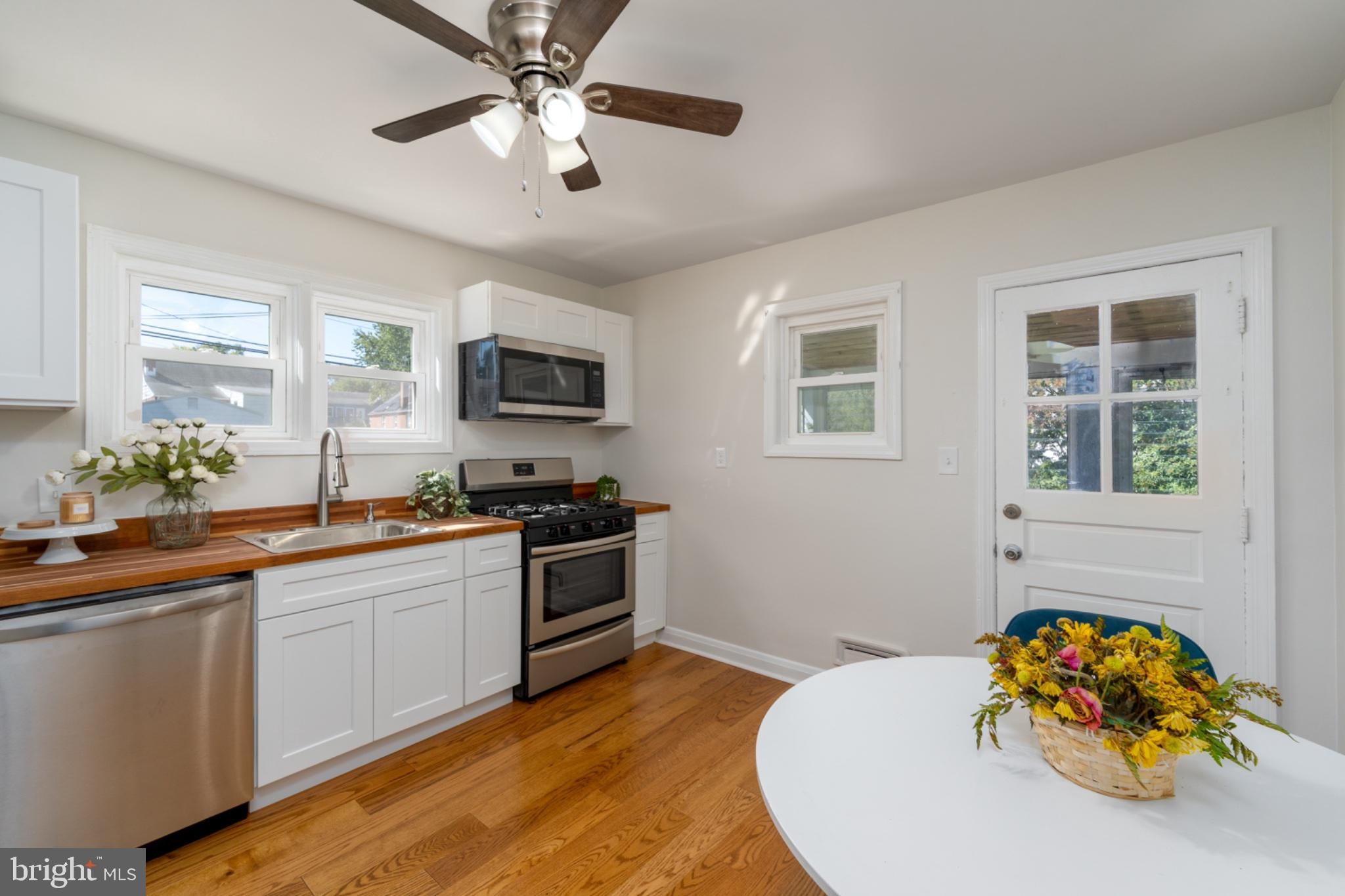 2936 Grendon Ln, Parkville, MD 21234 photo