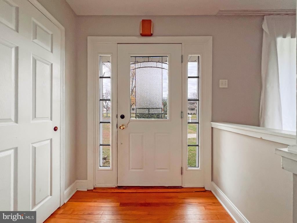10 Makefield Rd, Morrisville, PA 19067 photo