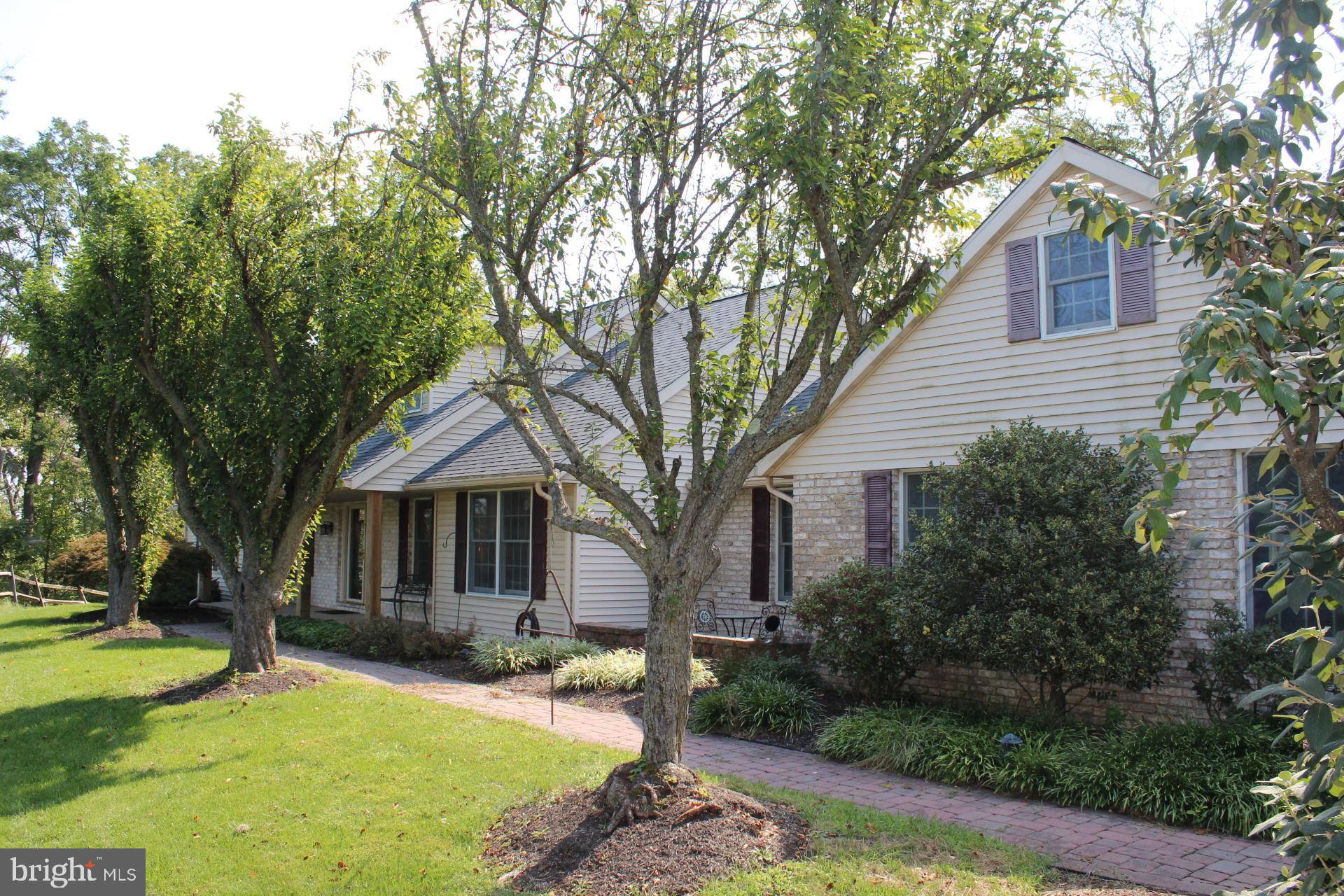 250 Indian Ln, Boyertown, PA 19512