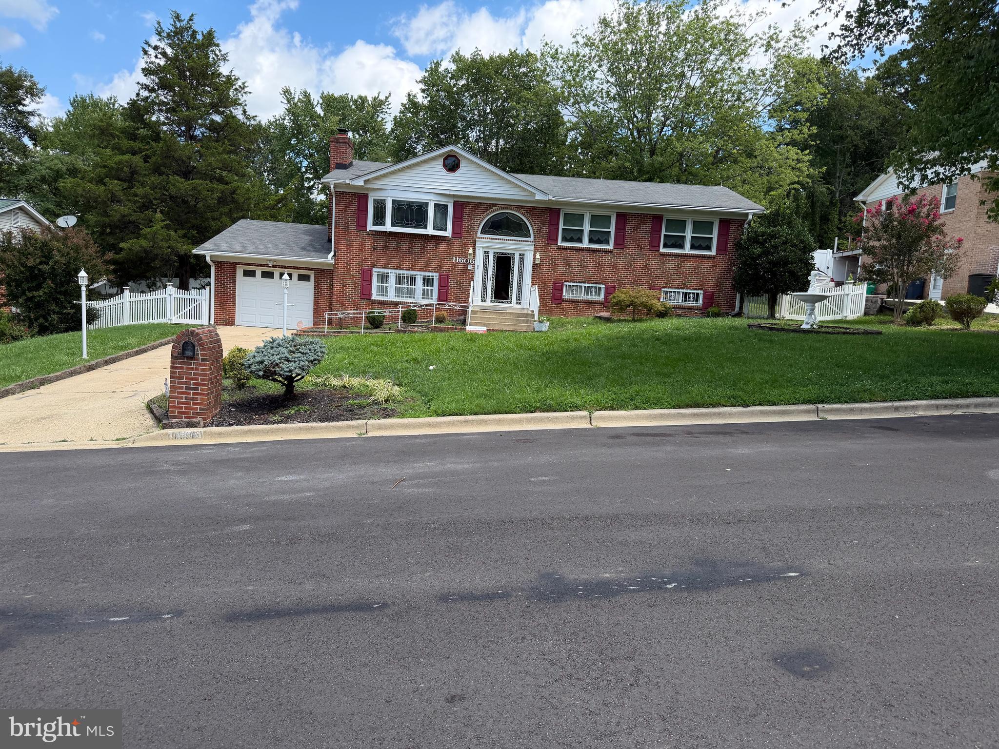 11606 Zareh Dr, Clinton, MD 20735 photo