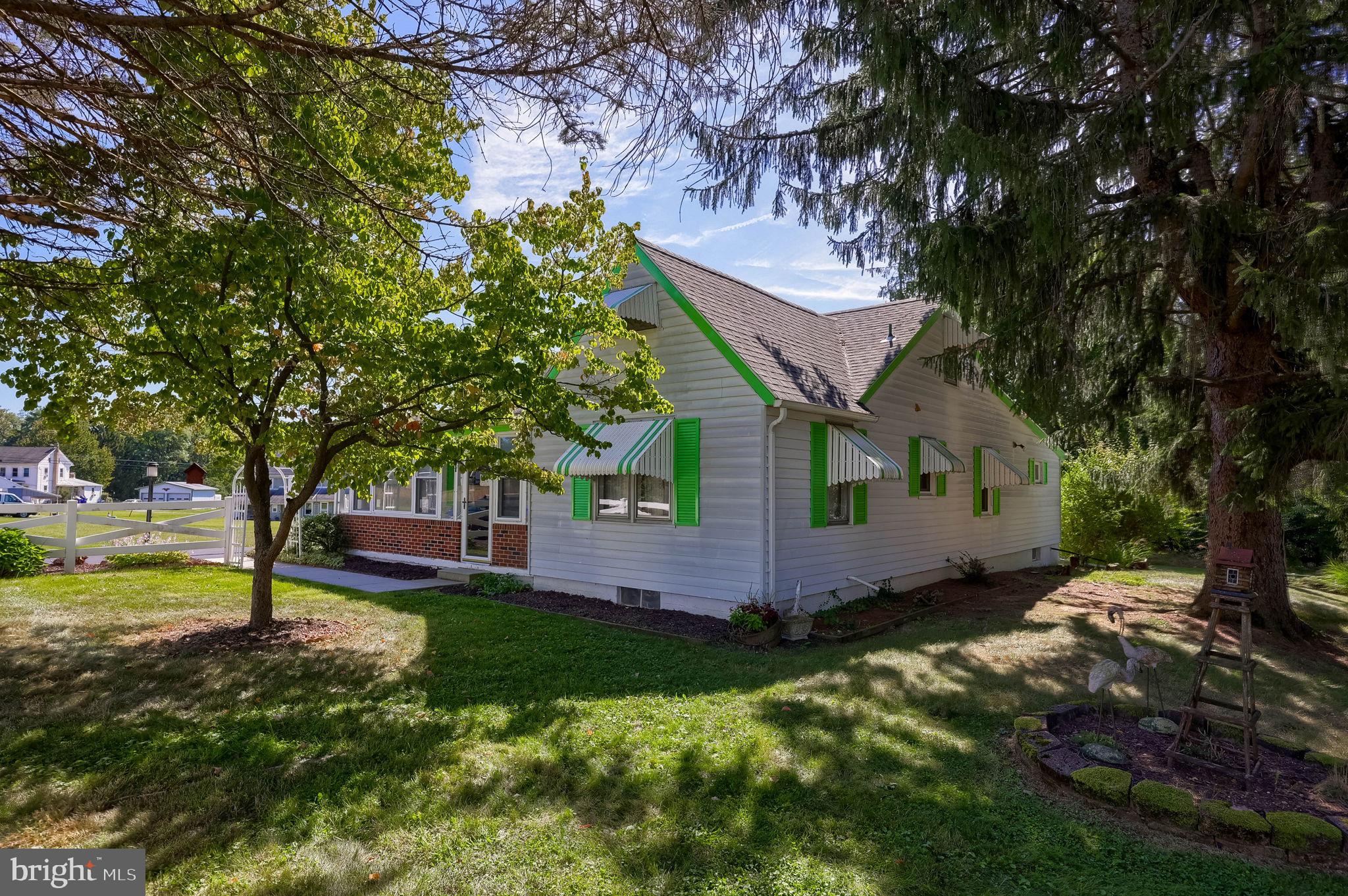 7 Pine St, Dillsburg, PA 17019 photo