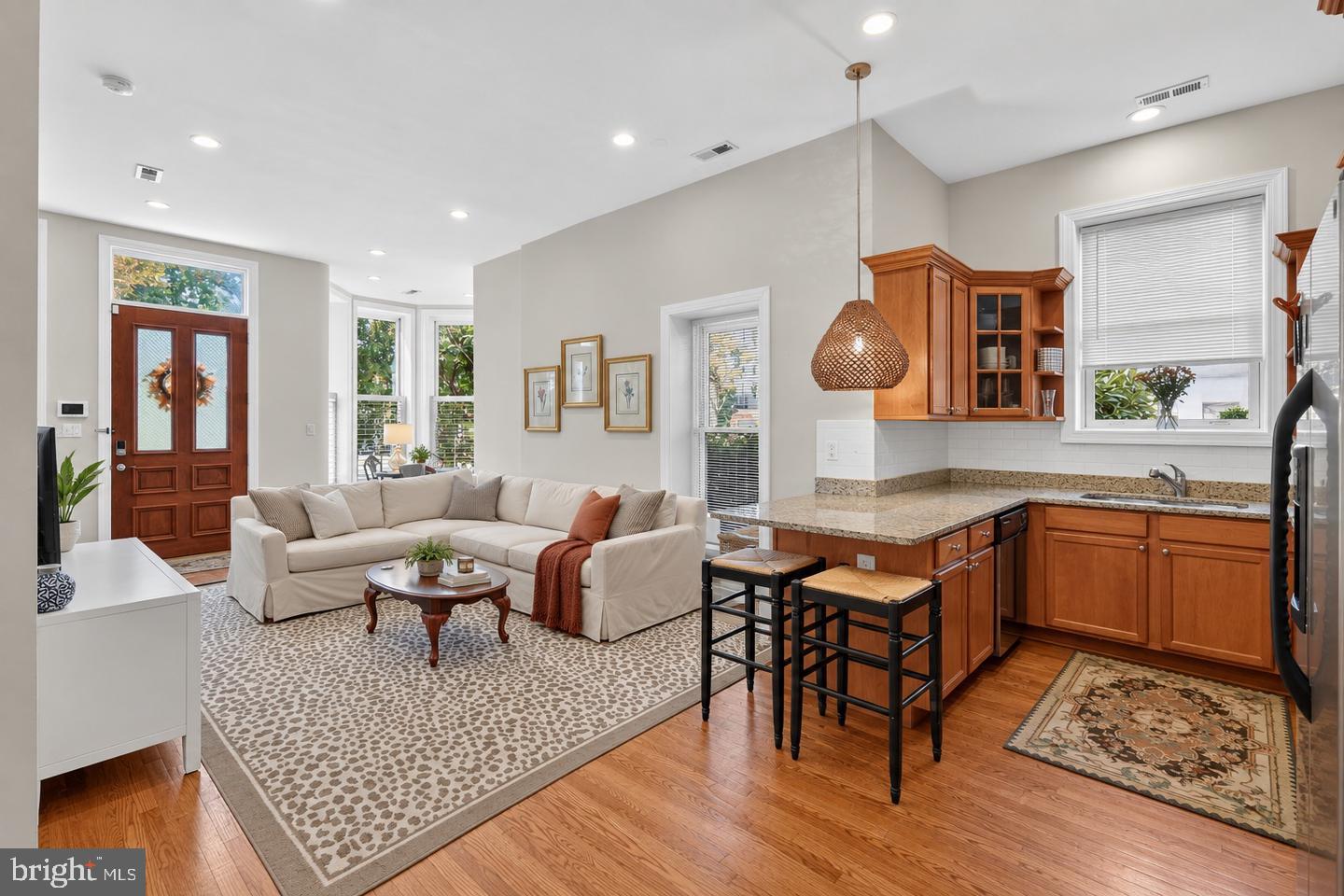 251 8th St, Washington, DC 20002 photo