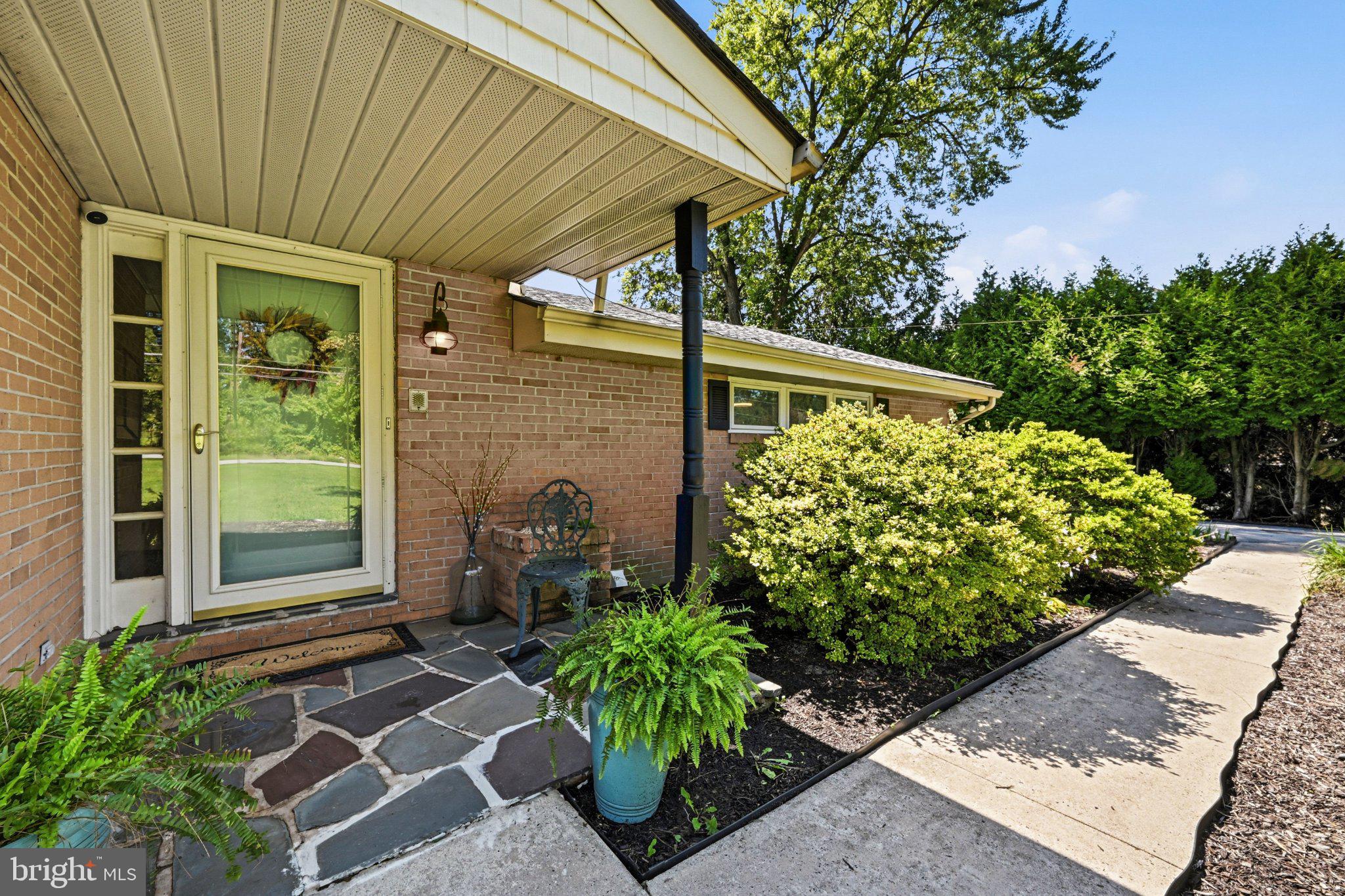 1024 Temple Rd, Pottstown, PA 19465 photo