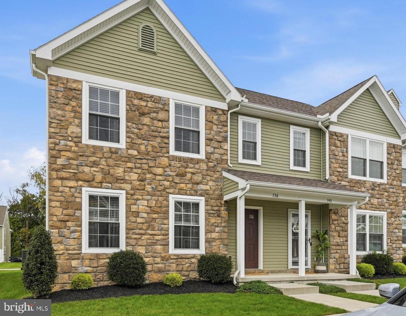 738 Farmwood Ln, Lebanon, PA 17042 photo