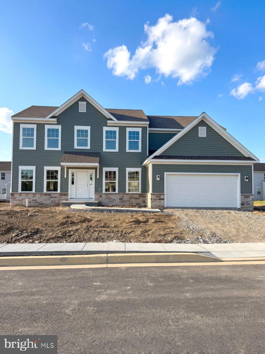 28 Aquila Cir, Carlisle, PA 17015