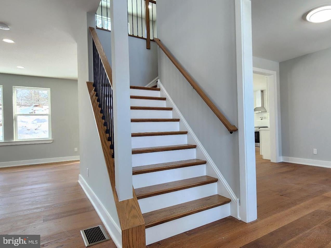 11 B Fairview Ave, Perkasie, PA 18944 photo