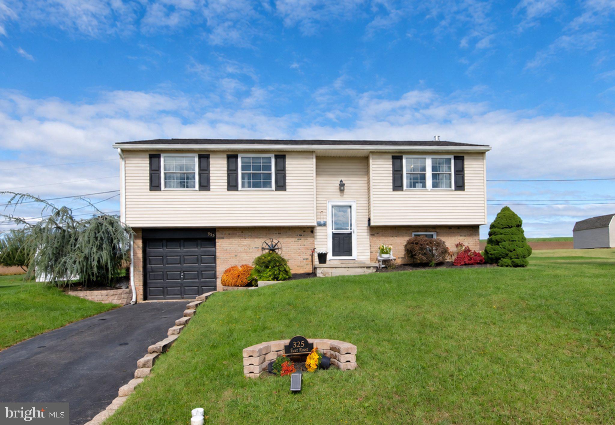 325 Egle Rd, Reading, PA 19601
