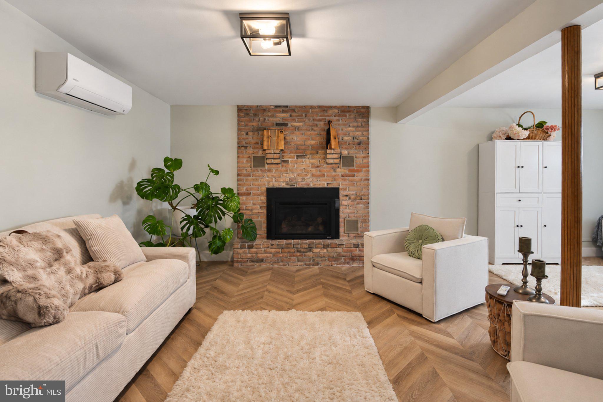 325 Egle Rd, Reading, PA 19601 photo