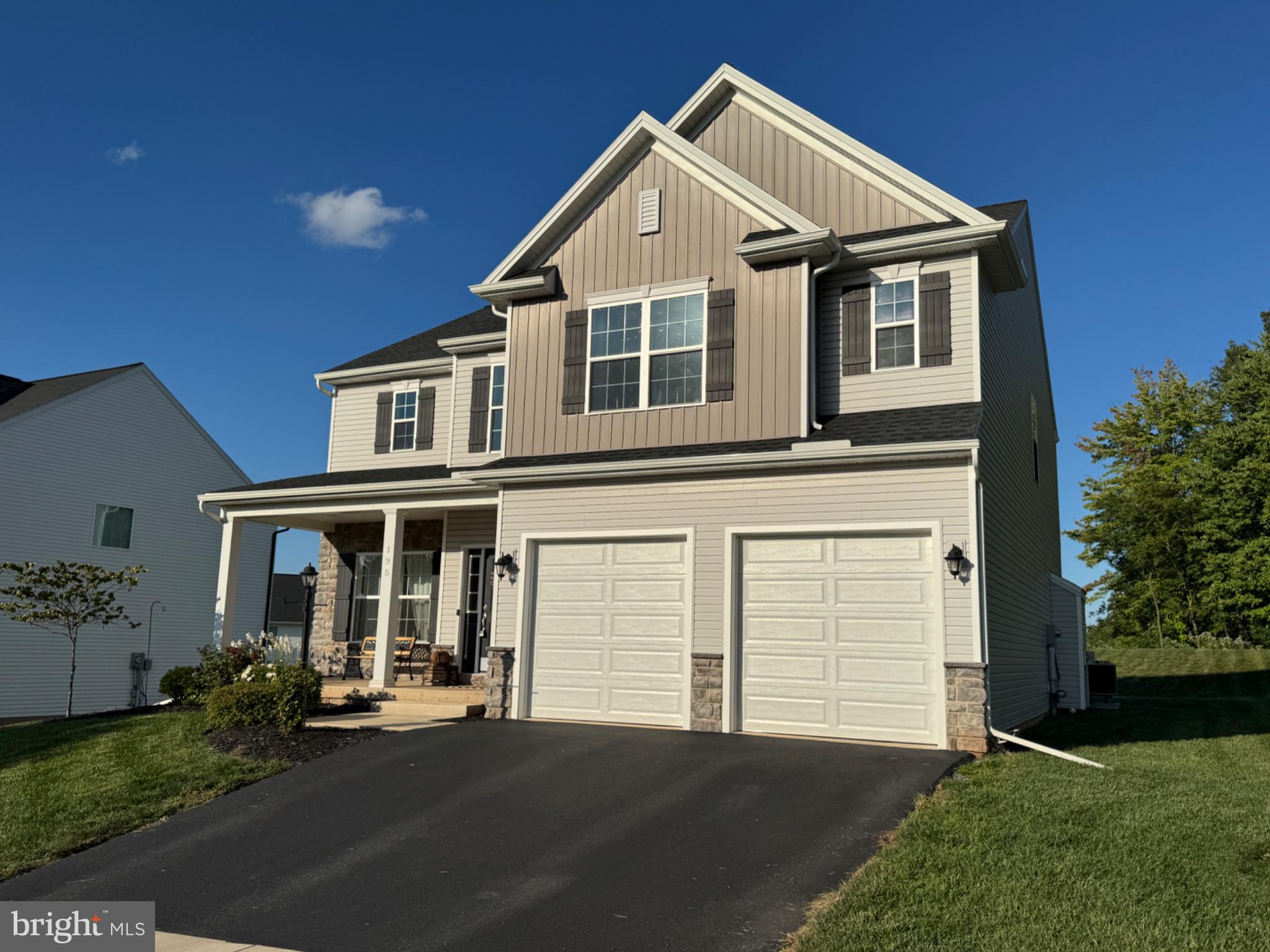 195 Scarlet Oak Dr, Etters, PA 17319 photo
