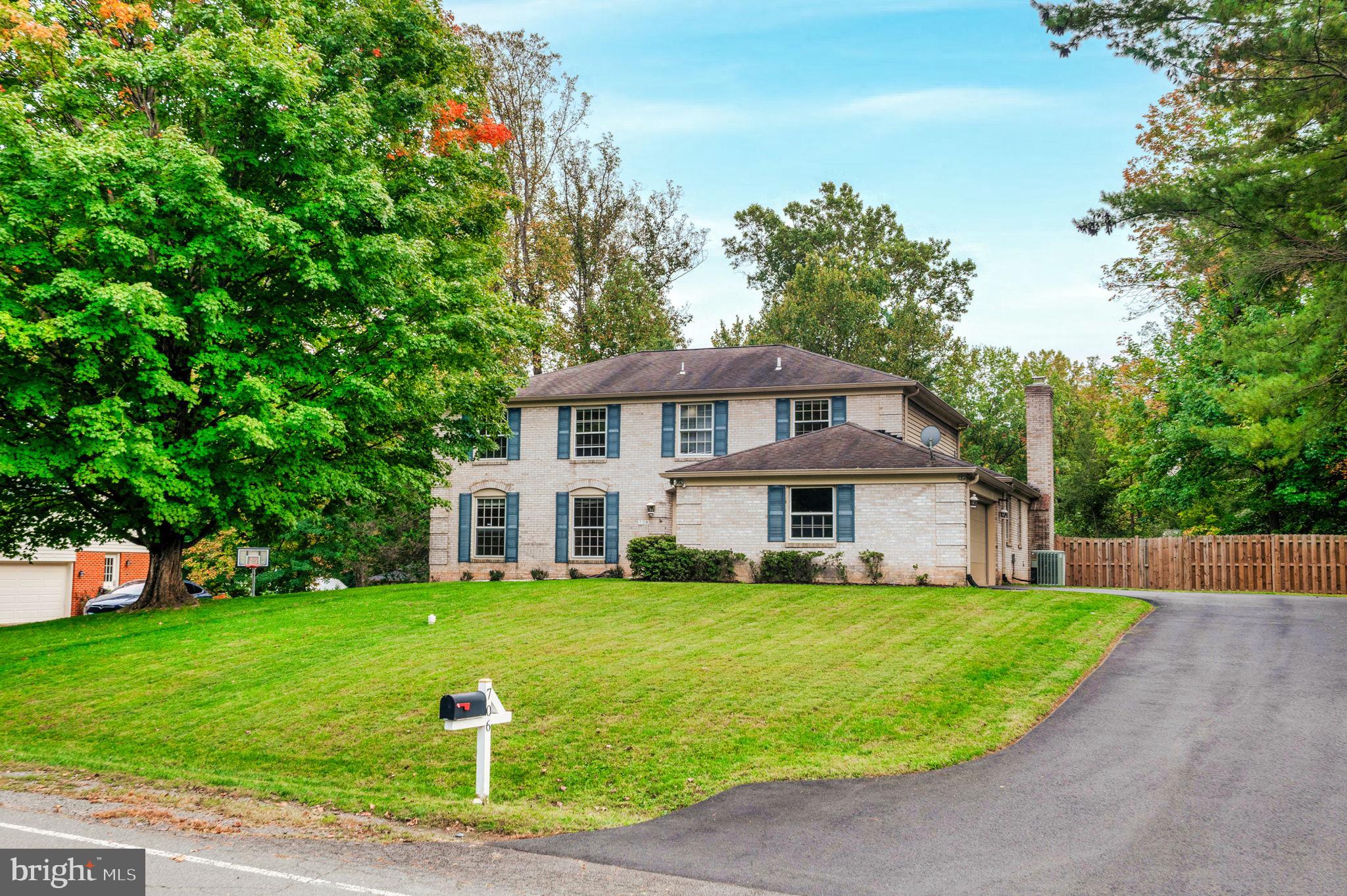 706 Ridge Dr, Mc Lean, VA 22101 photo