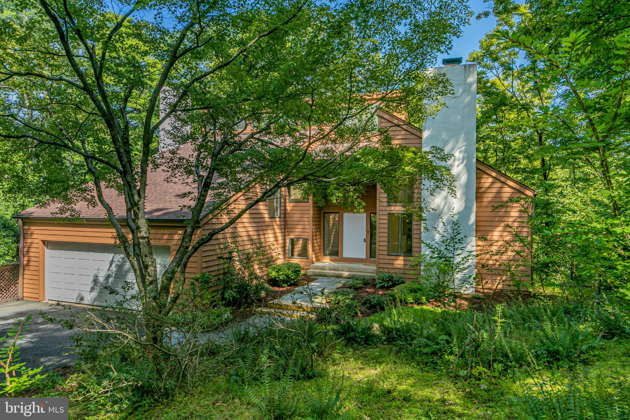 201 Wendover Dr, Princeton, NJ 08540 photo