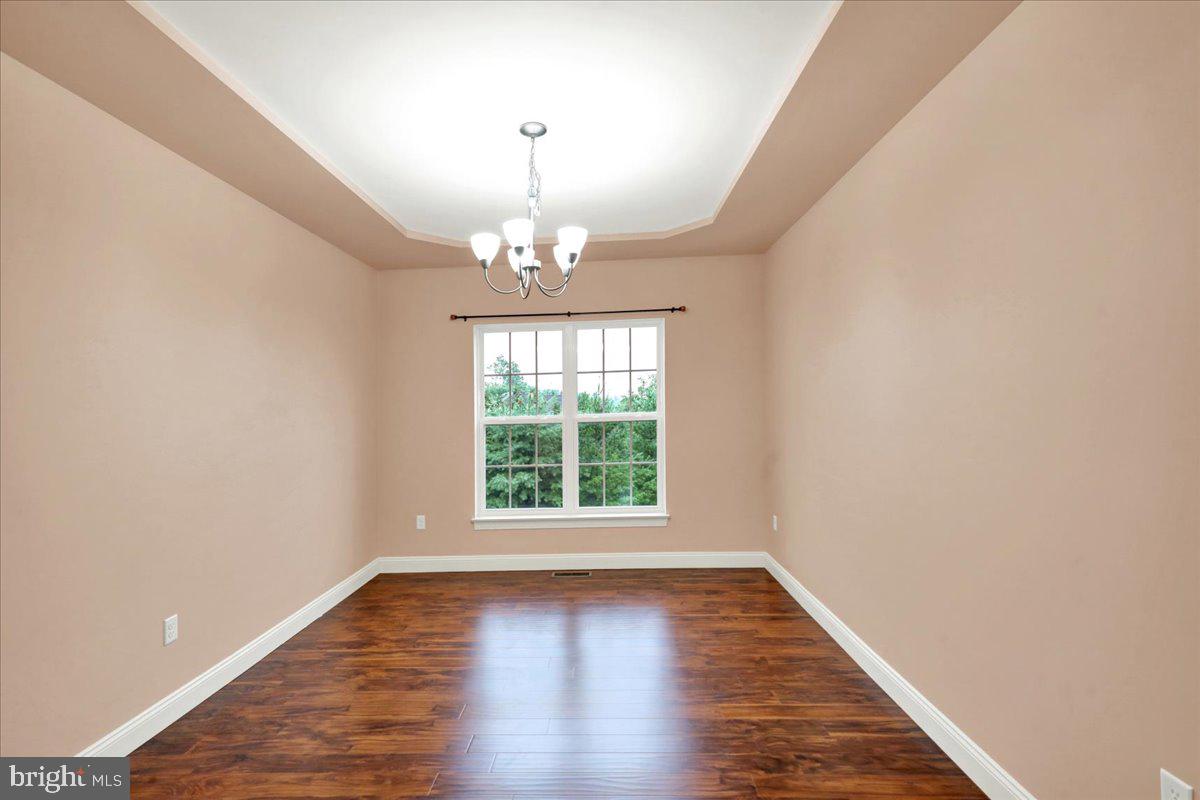 181 Scotland Dr, Reading, PA 19606 photo