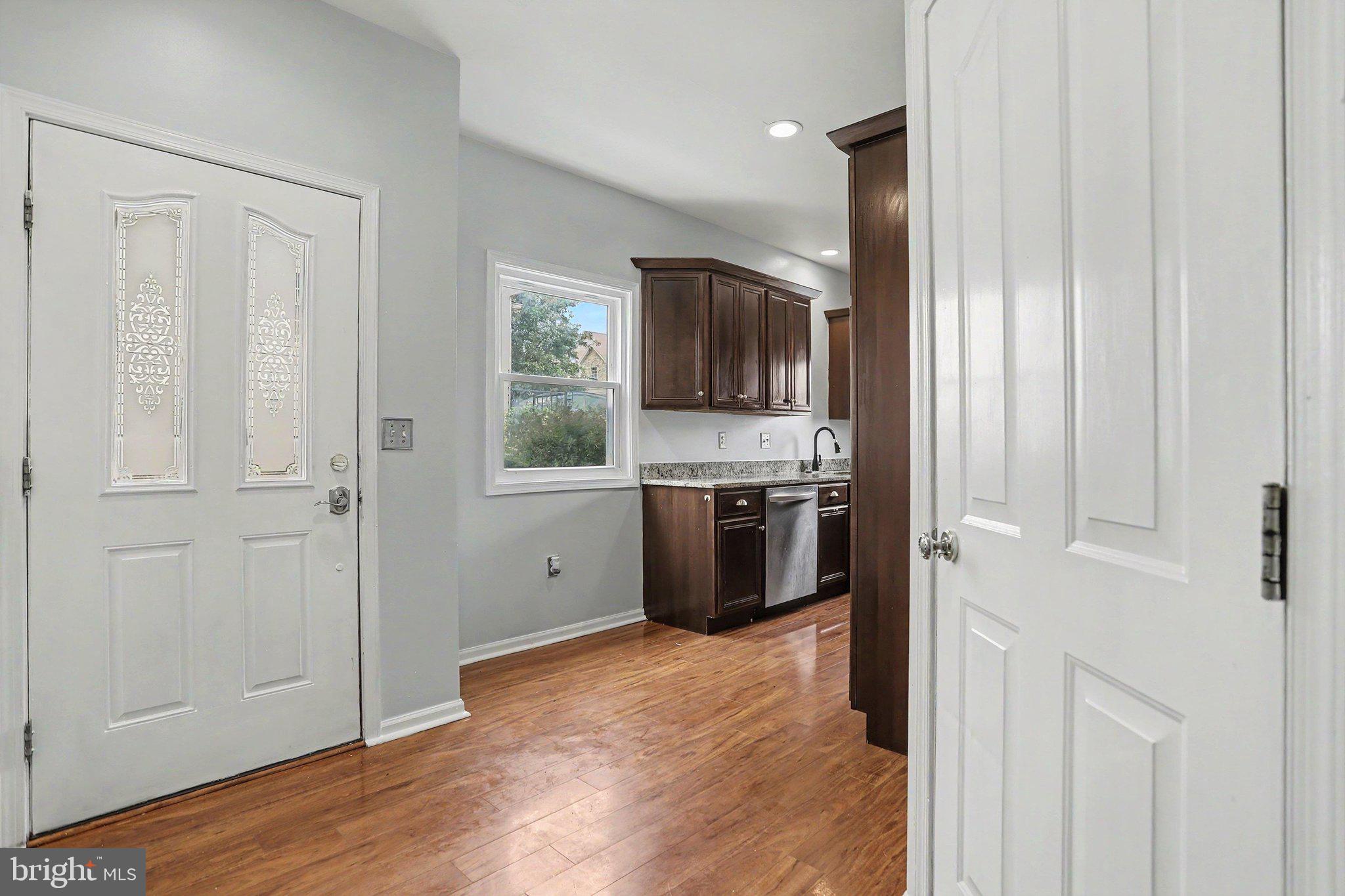 136 Kristy Ln, Harrisburg, PA 17111 photo