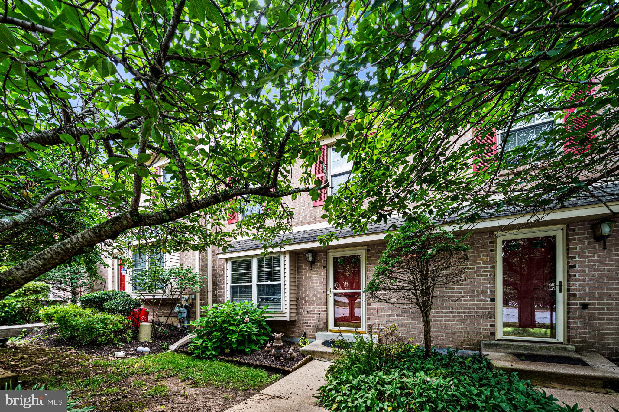 604 Shropshire Dr, West Chester, PA 19382