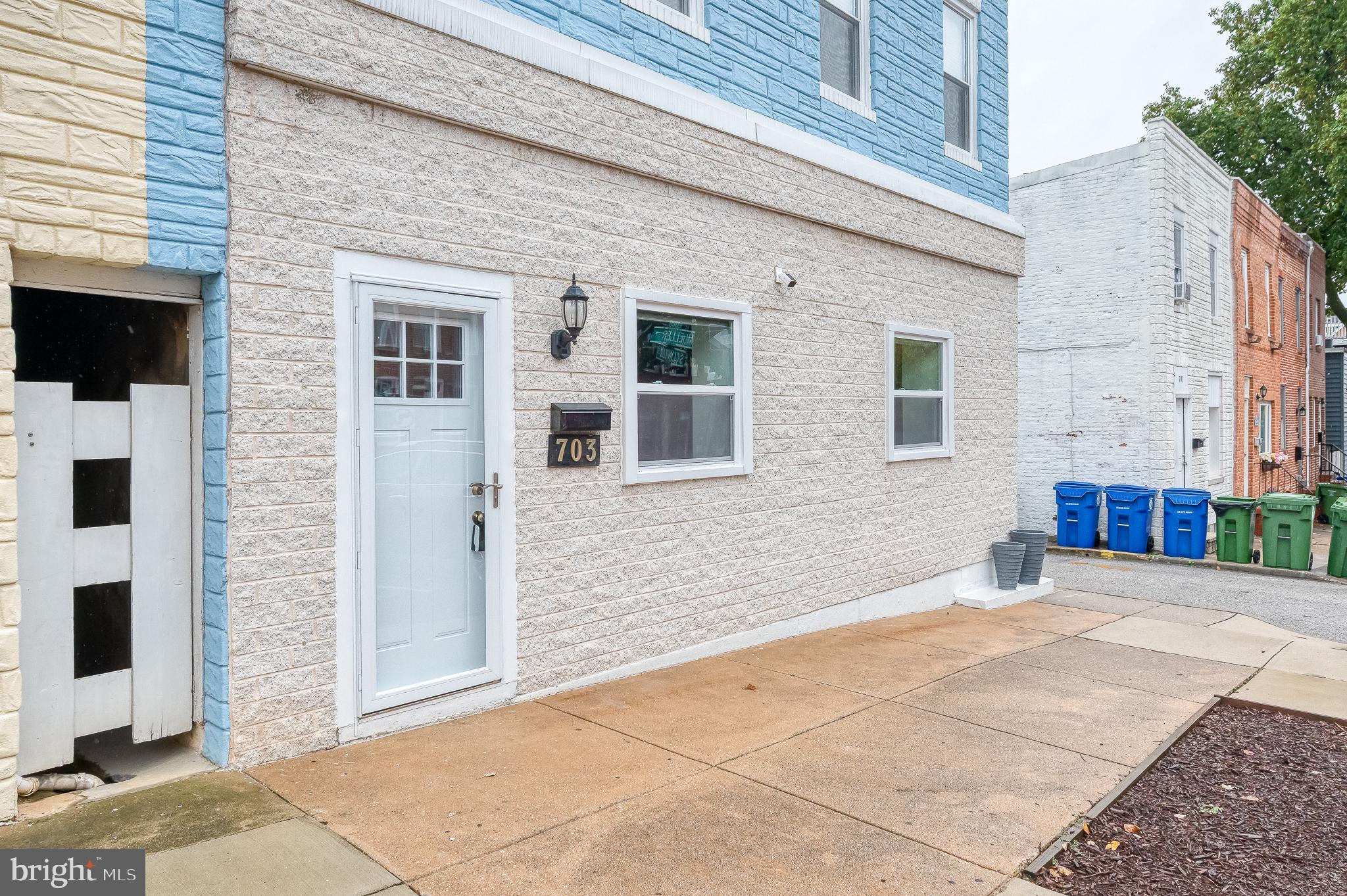 703 S Clinton St, Baltimore, MD 21224 photo