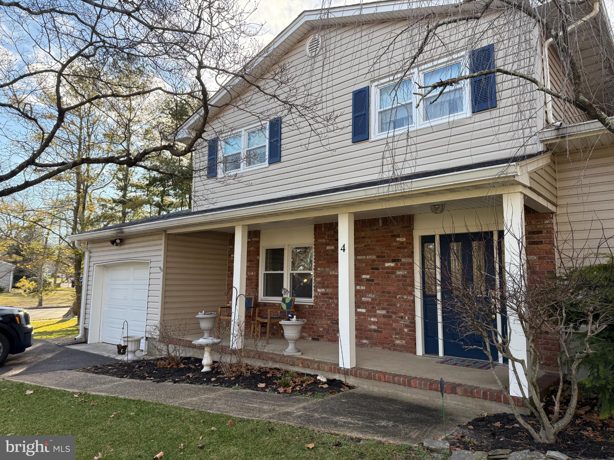 4 Cambridge Ct, Toms River, NJ 08753 photo
