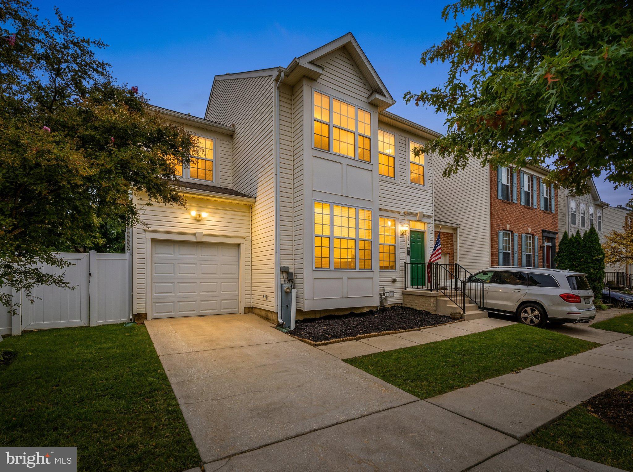 9807 Davison Rd, Middle River, MD 21220