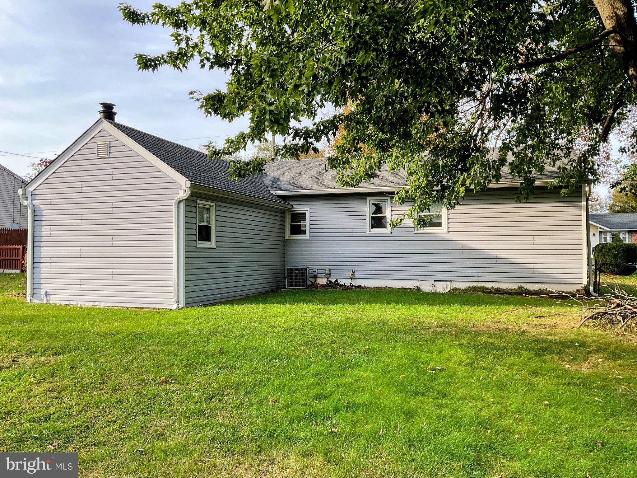 207 Highland Ave, Sewell, NJ 08080 photo