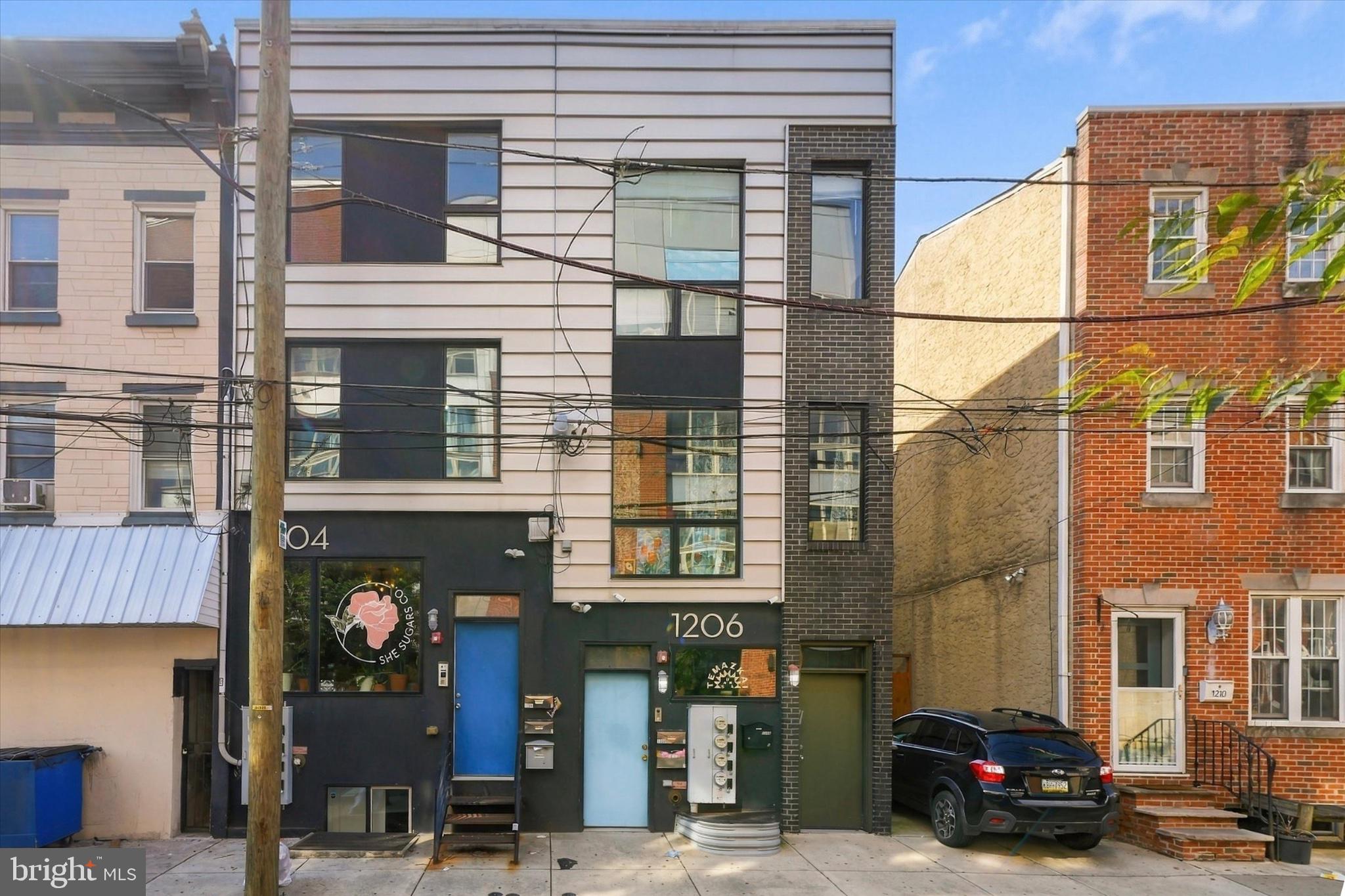 1206 Palmer St, Philadelphia, PA 19125