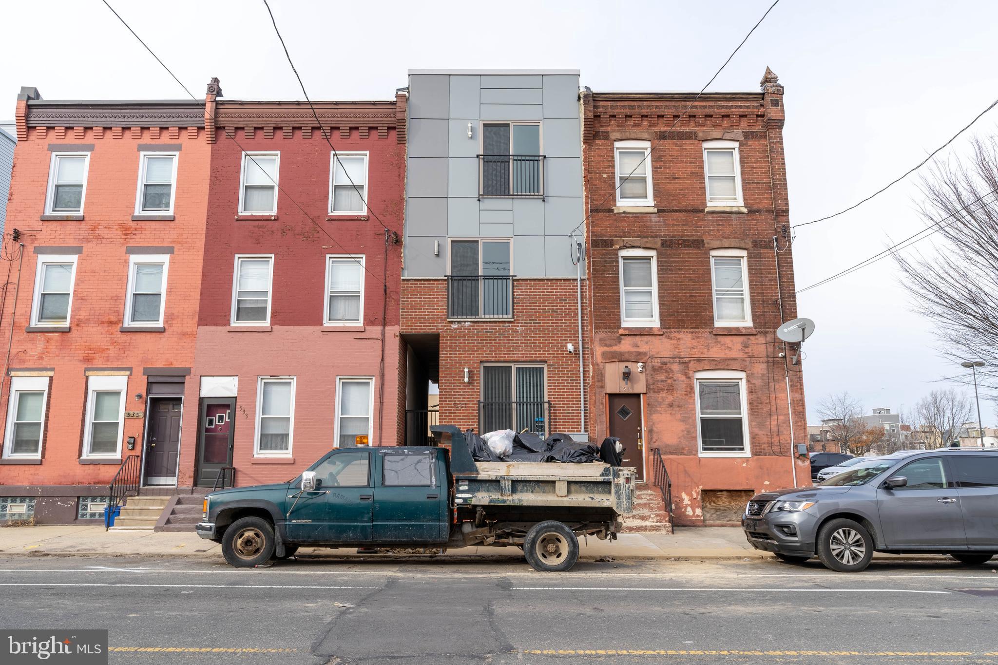 531 Berks St, Philadelphia, PA 19122