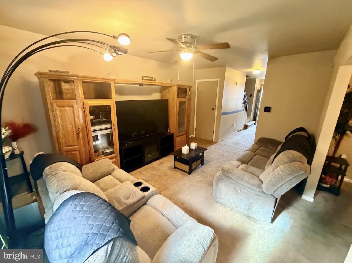 31 Drexel Pl, New Cumberland, PA 17070 photo