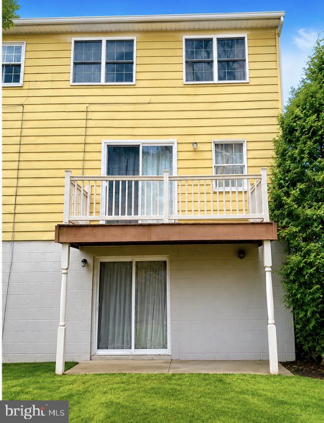 31 Drexel Pl, New Cumberland, PA 17070 photo