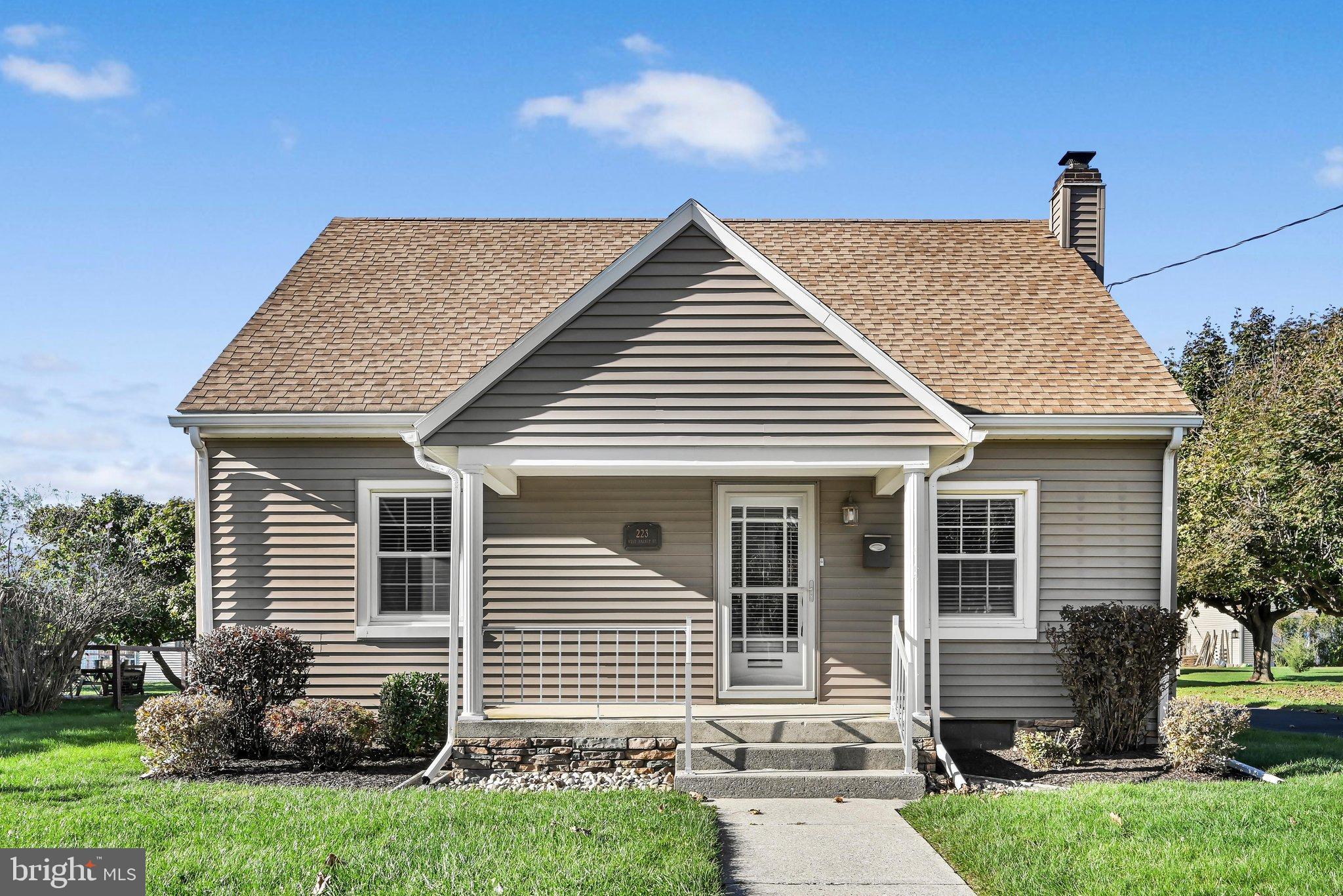 223 W Walnut St, Palmyra, PA 17078 photo