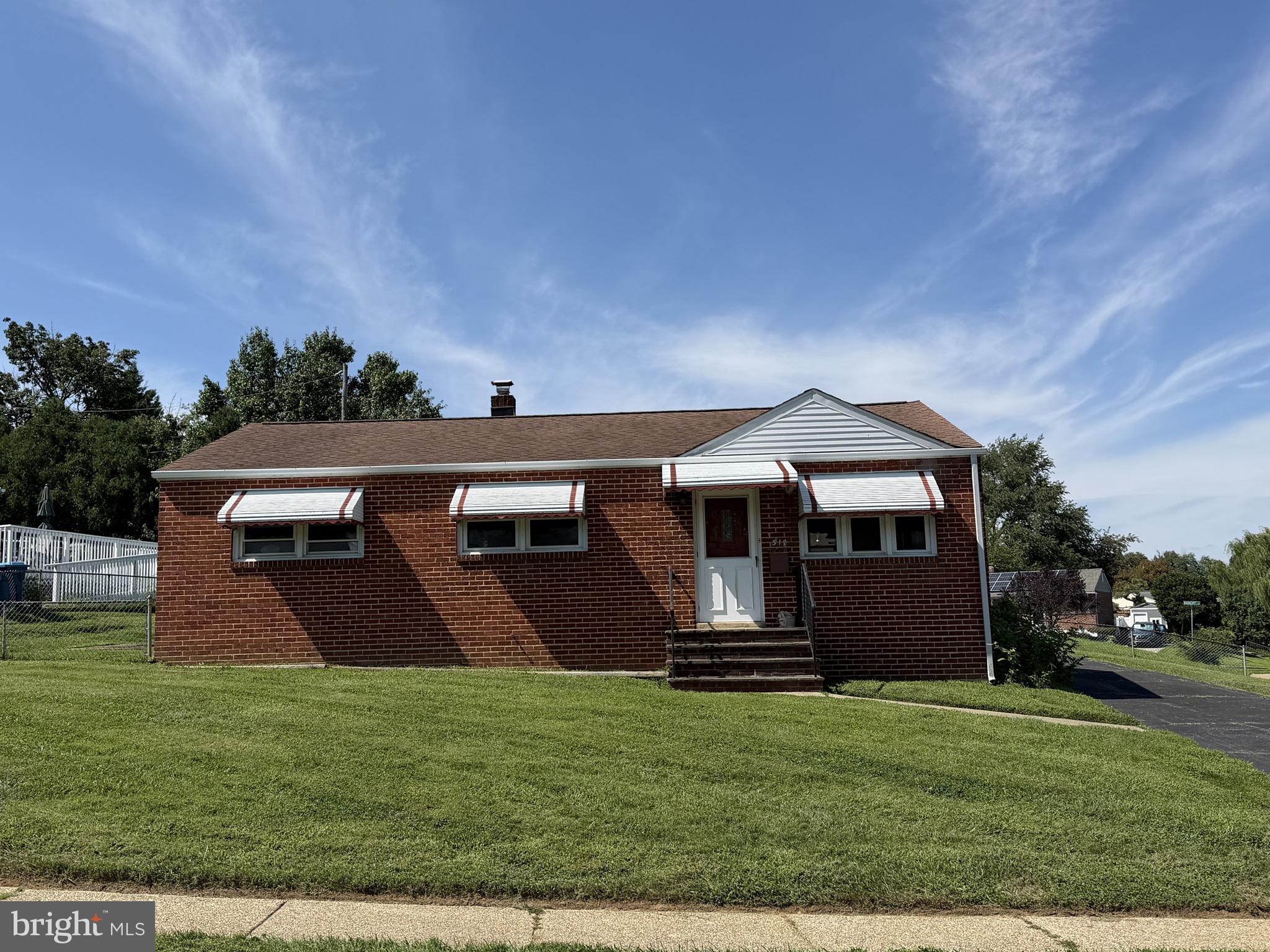 318 Atwood Rd, Wilmington, DE 19804