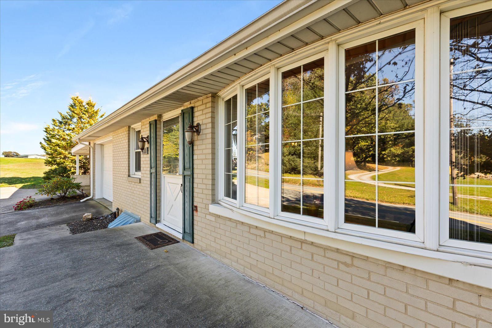 5240 Mount Pisgah Rd, York, PA 17406 photo