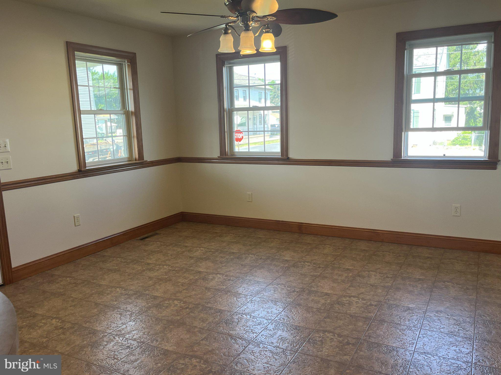 126 W Walnut St #L 0001, Fredericksburg, PA 17026 photo