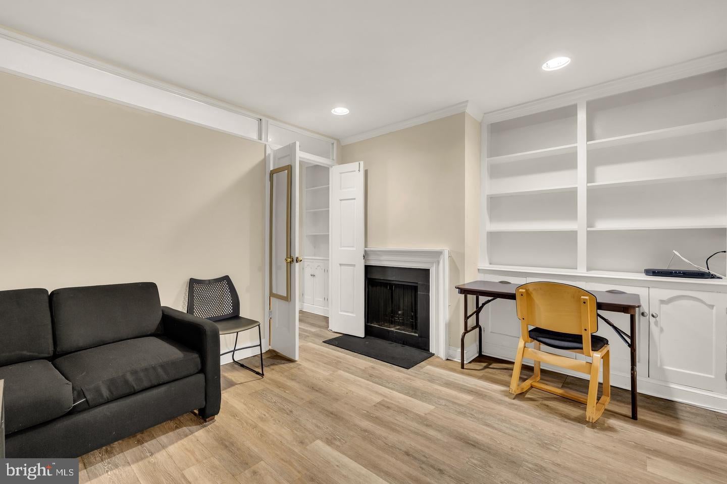 323 Maryland Ave, Washington, DC 20002 photo