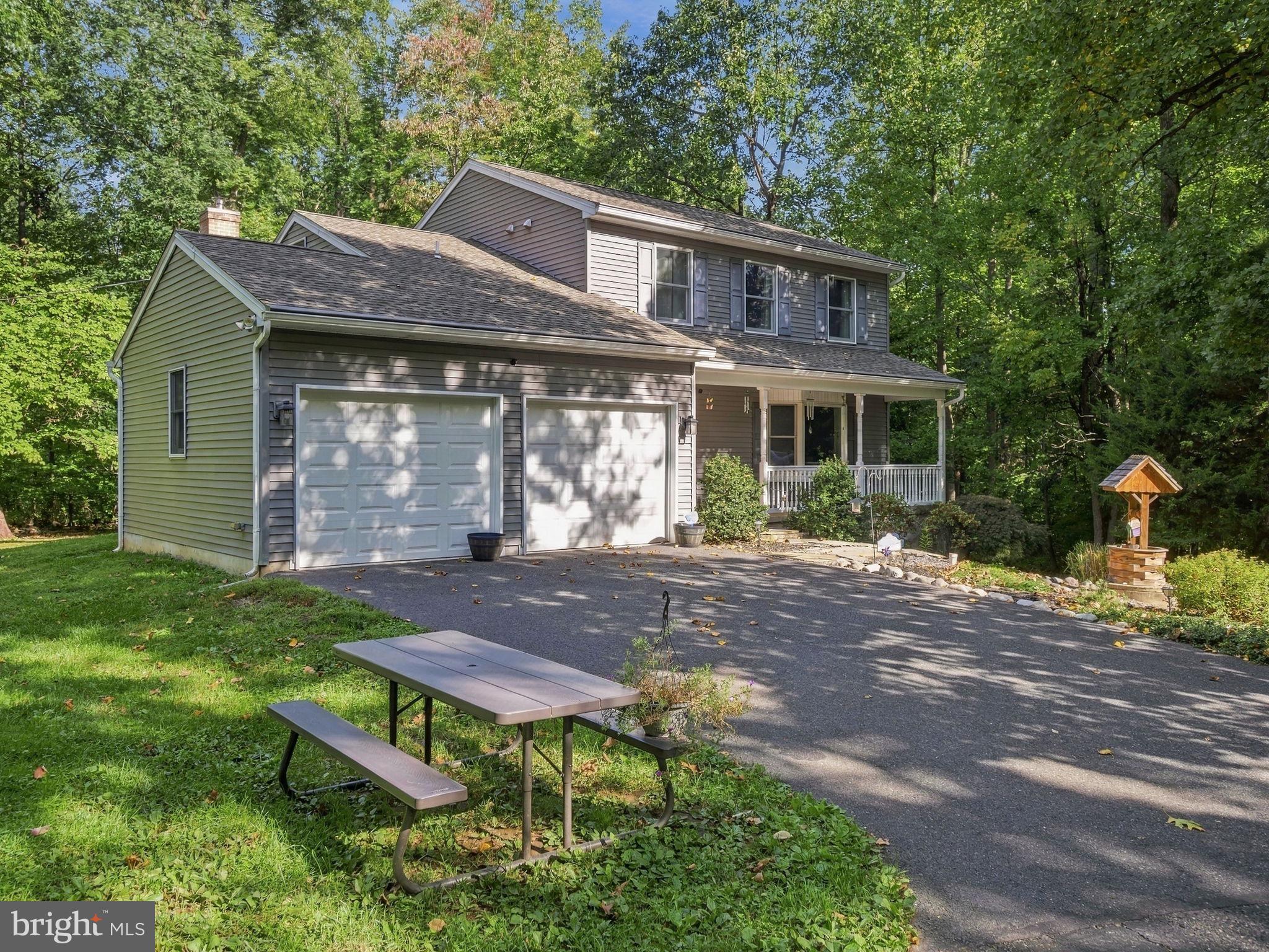 2020 Upper Ridge Rd, Green Lane, PA 18054 photo