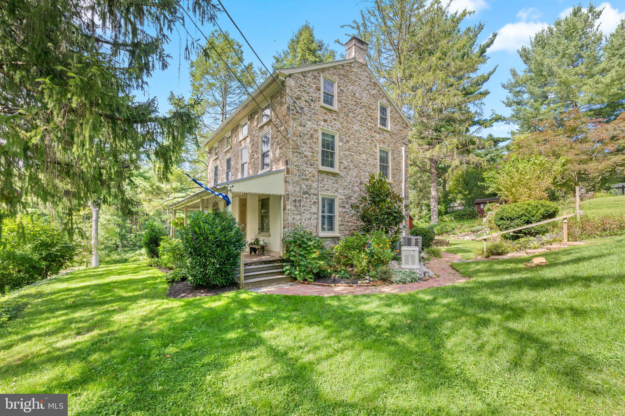 2965 Flowing Spring Rd, Spring City, PA 19475 photo